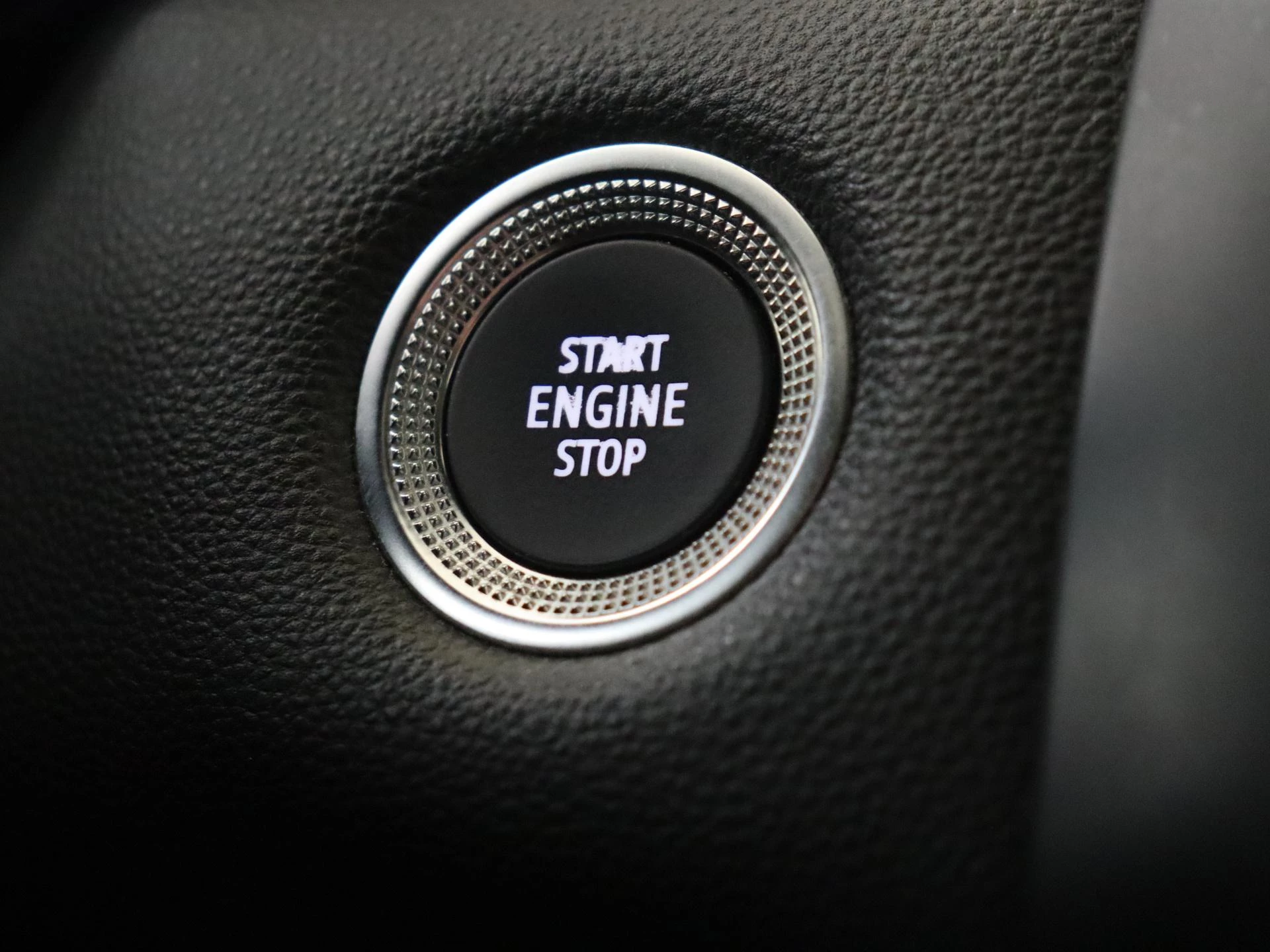 Renault-Captur-image-25