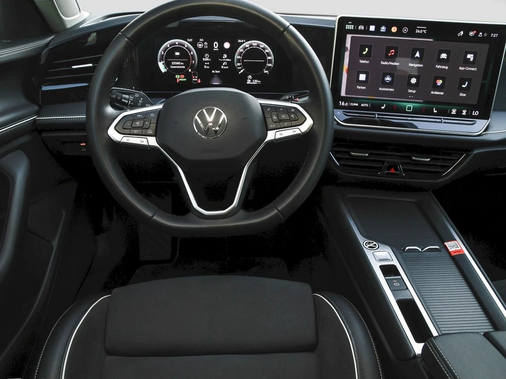 Volkswagen Passat Variant 1.5eTSI DSG Business AHK/Navi/RFK