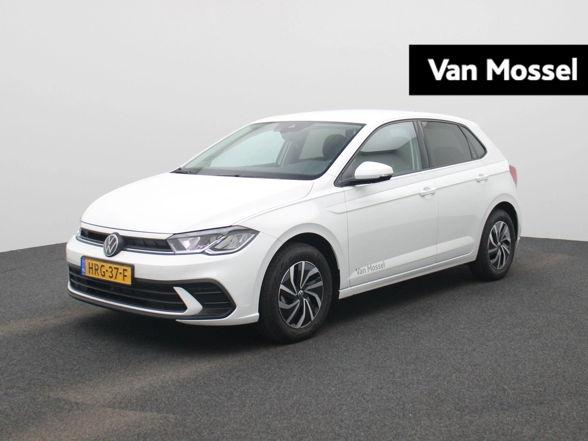 Volkswagen-Polo-image-0