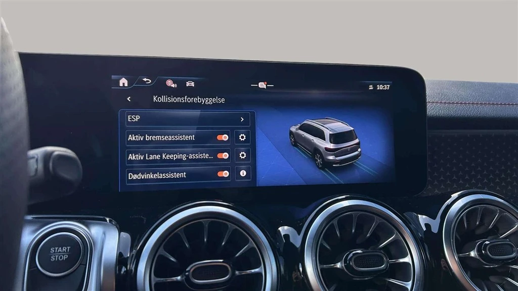 Mercedes-Benz-EQB-image-11