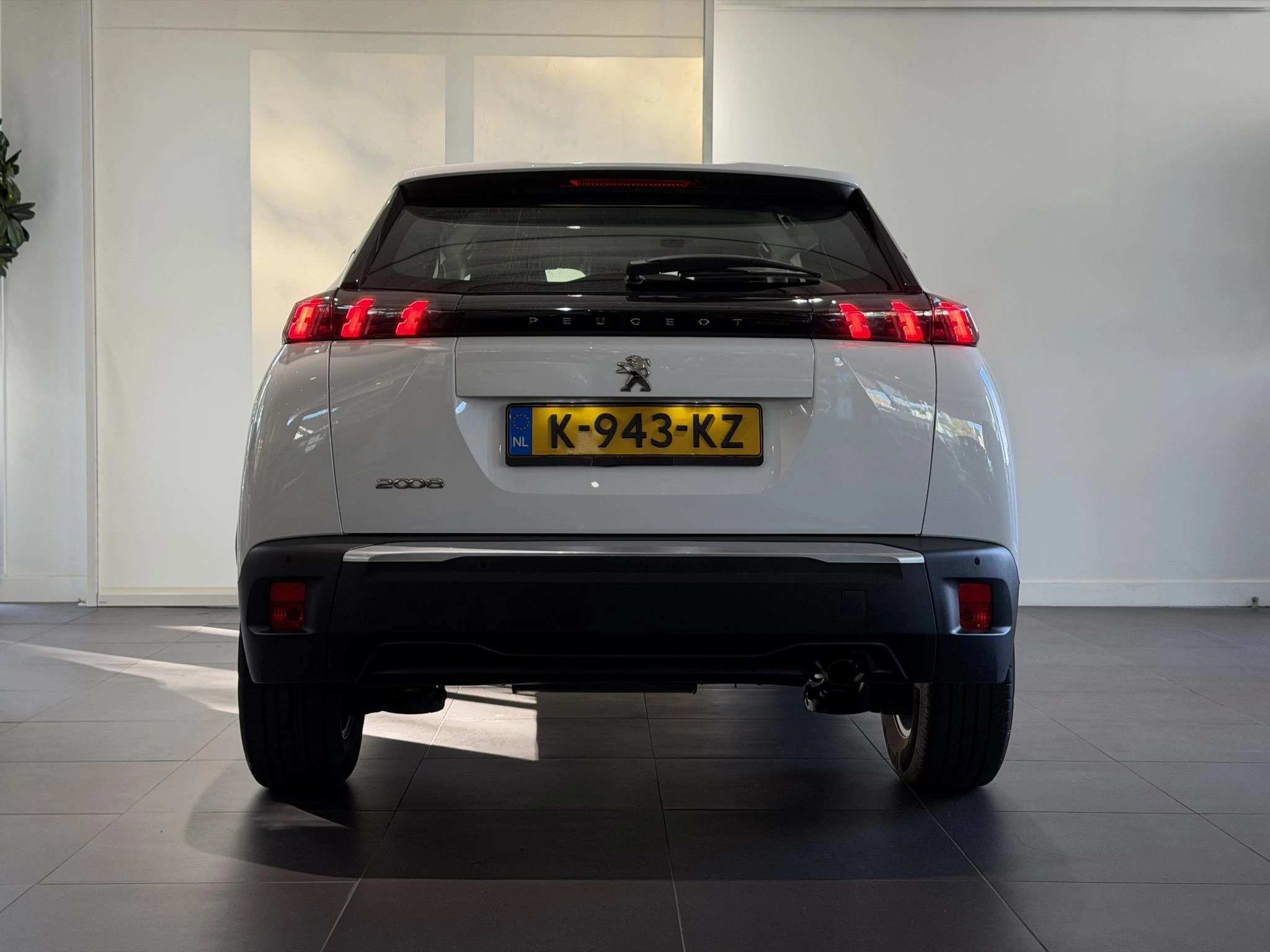Peugeot-2008-image-4