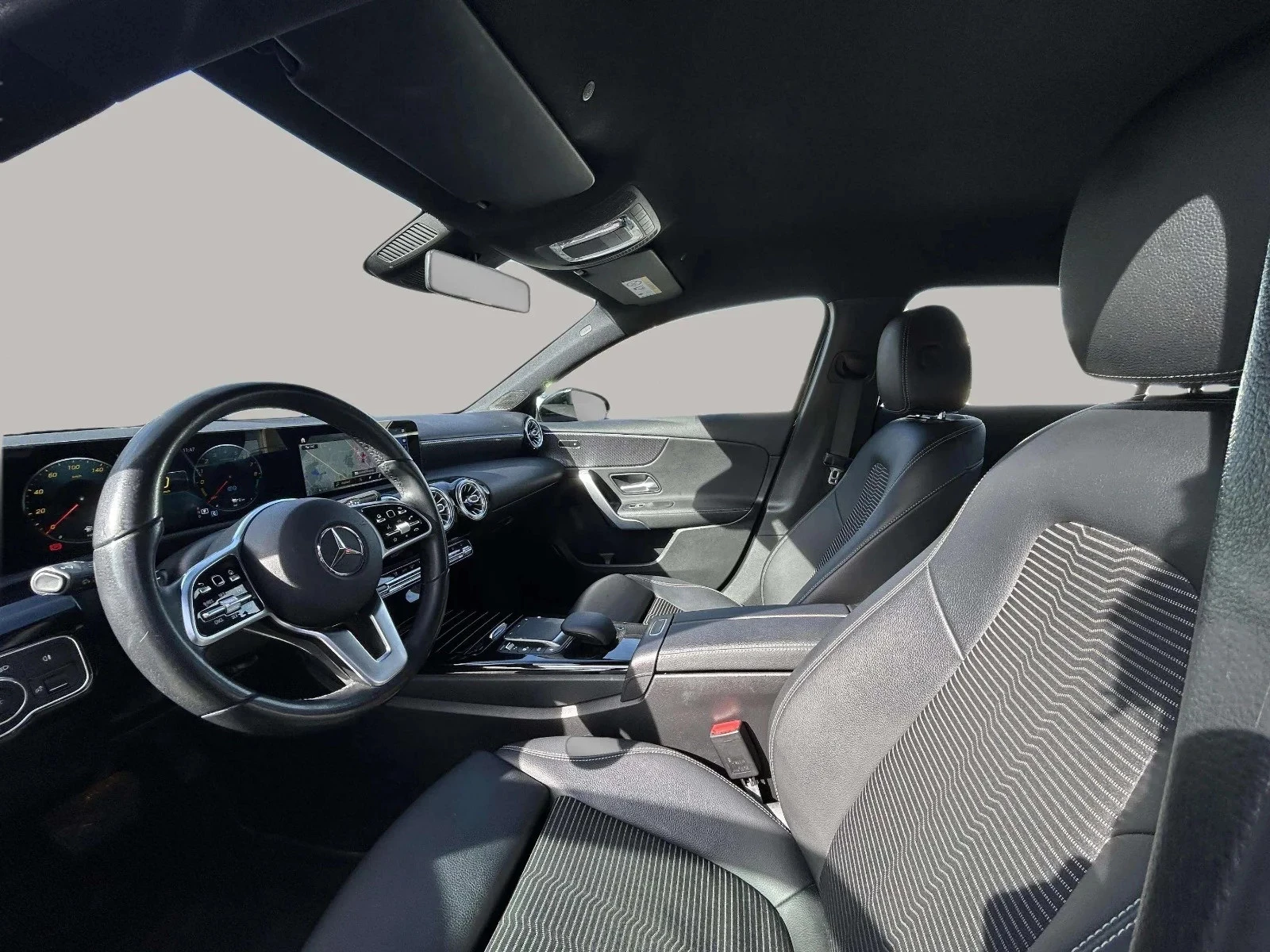 Mercedes-Benz-A-Klasse-image-9