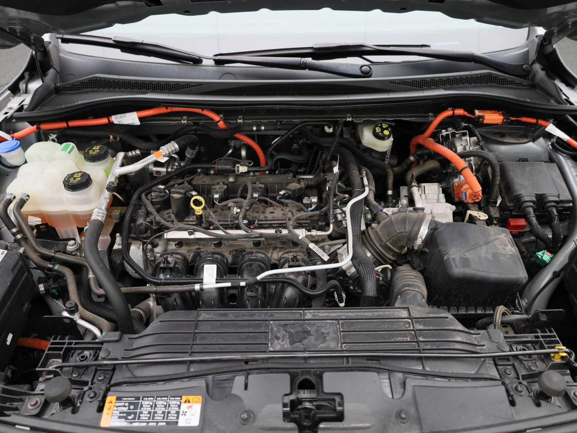 Ford Kuga 2.5i FHEV Aut. 140kW Titanium