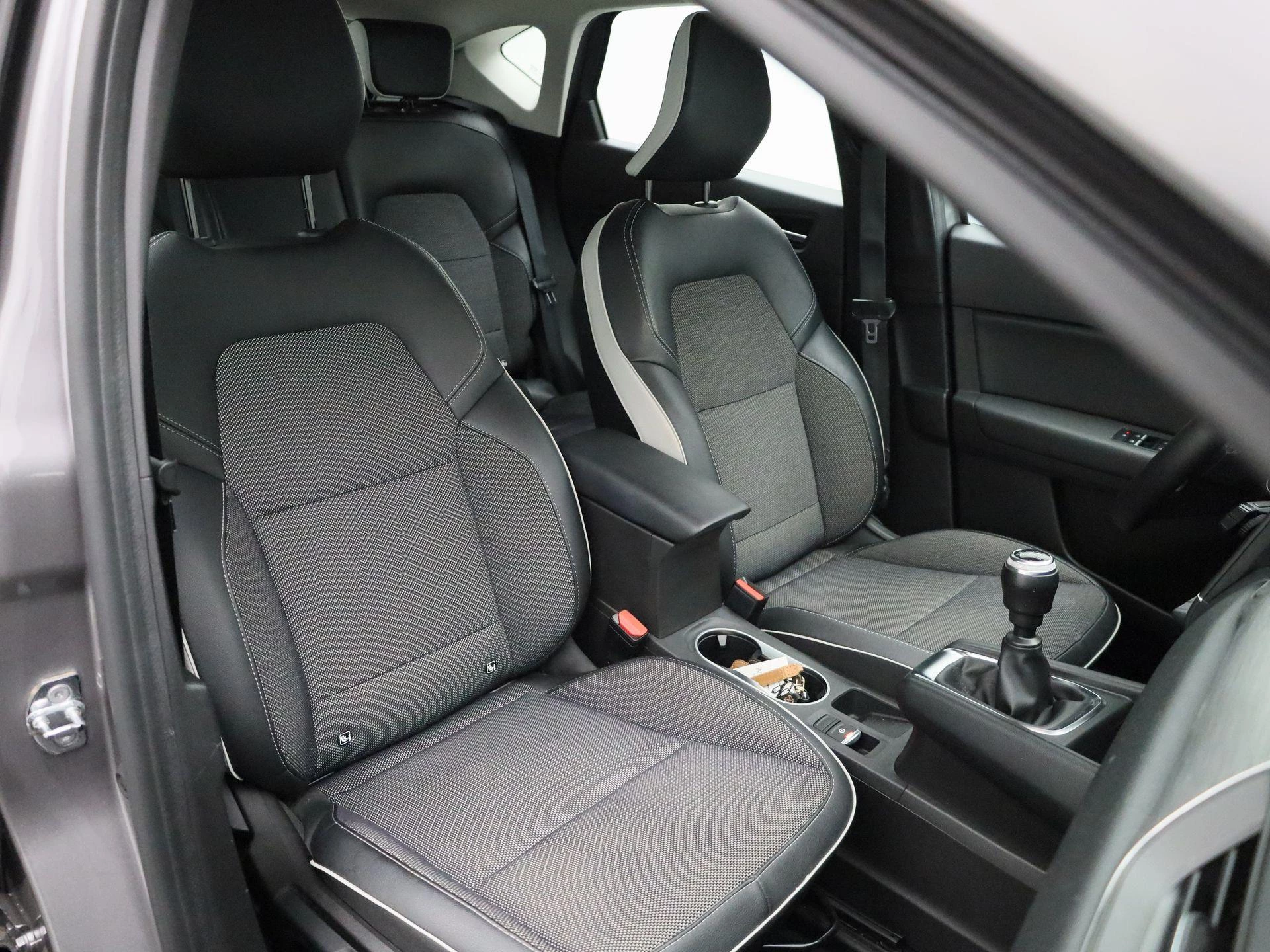 Renault-Captur-image-32