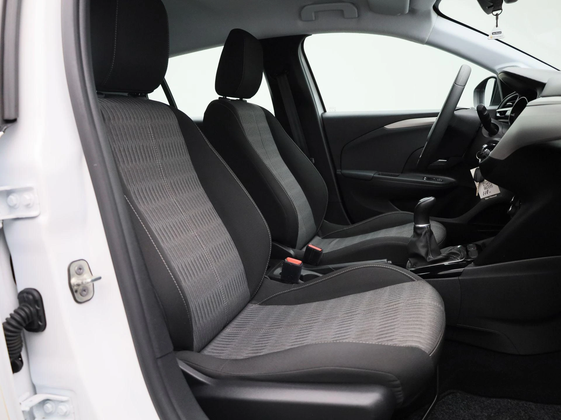 Opel-Corsa-image-28