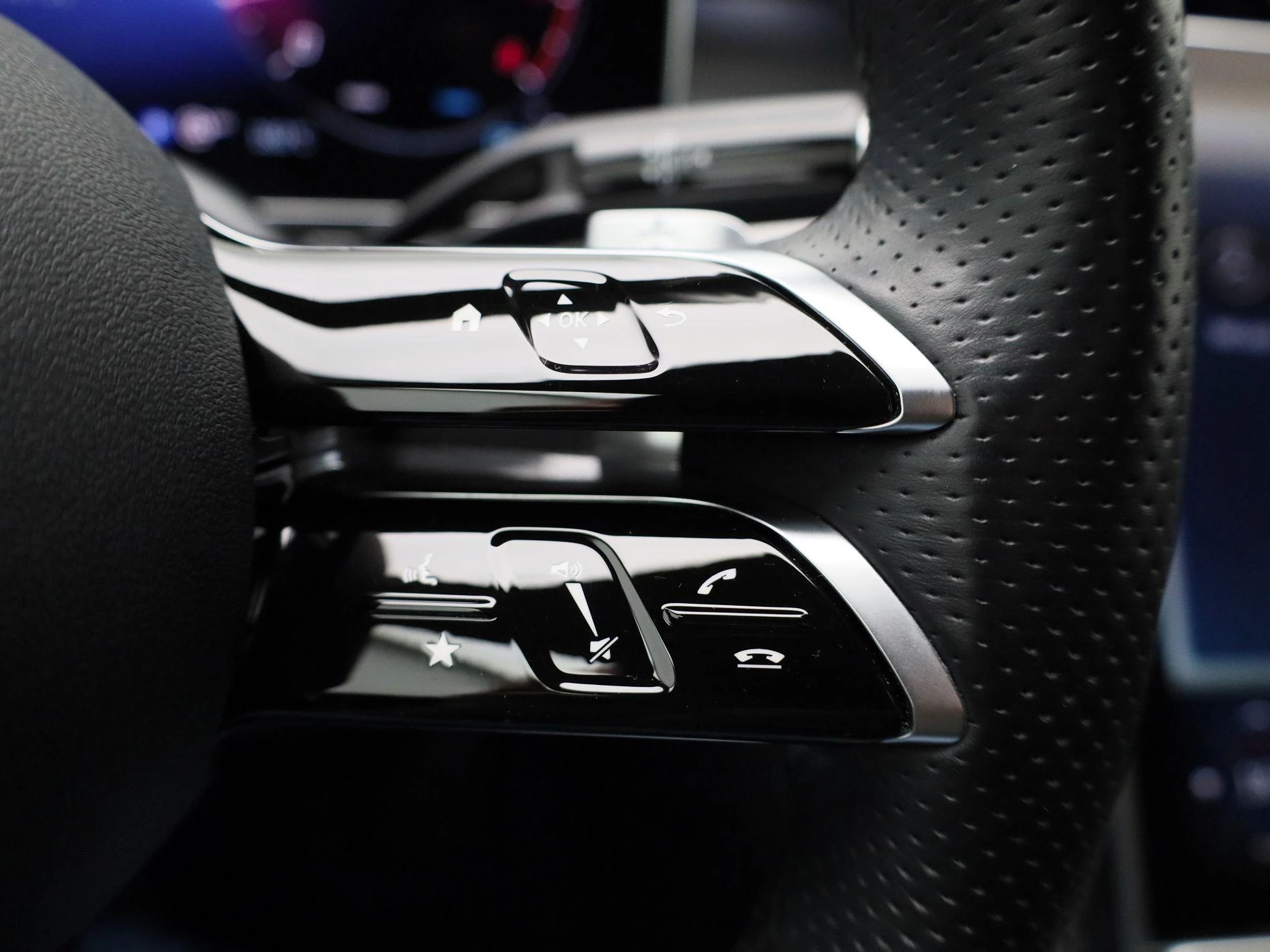 Mercedes-Benz-C-Klasse-image-19