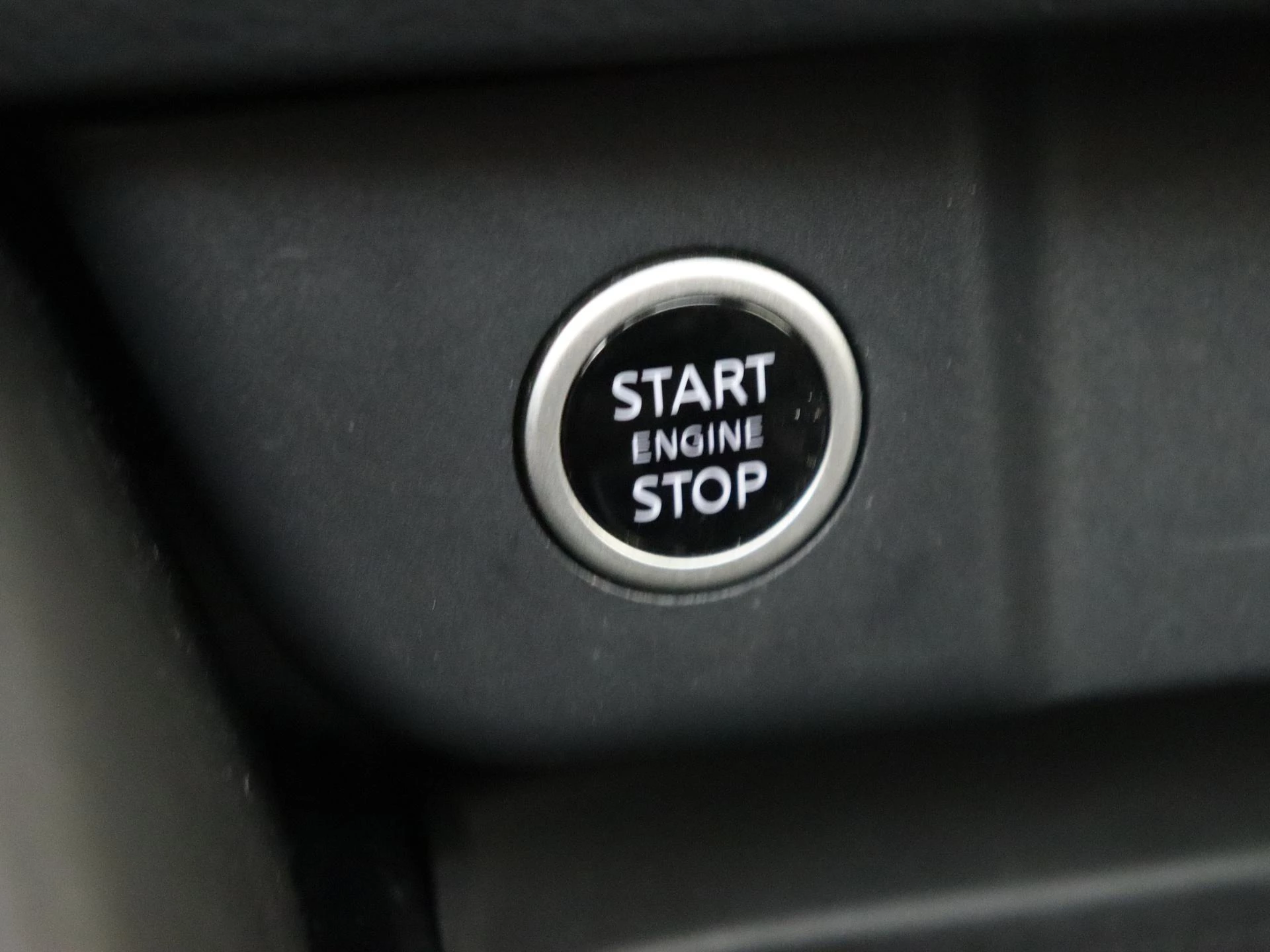 Nissan-QASHQAI-image-24