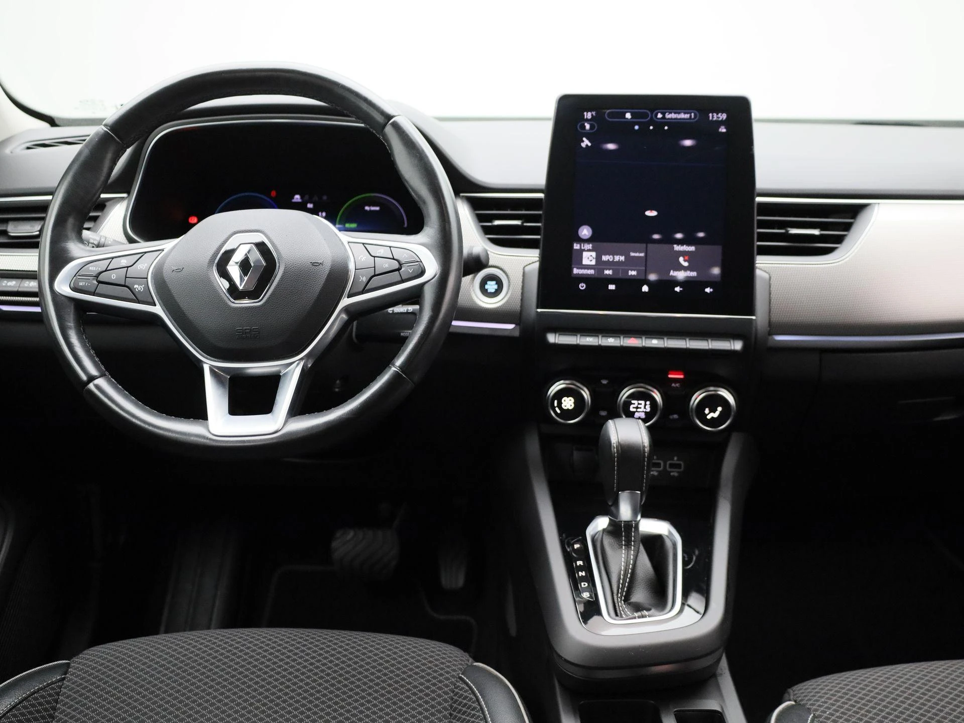 Renault-Arkana-image-6