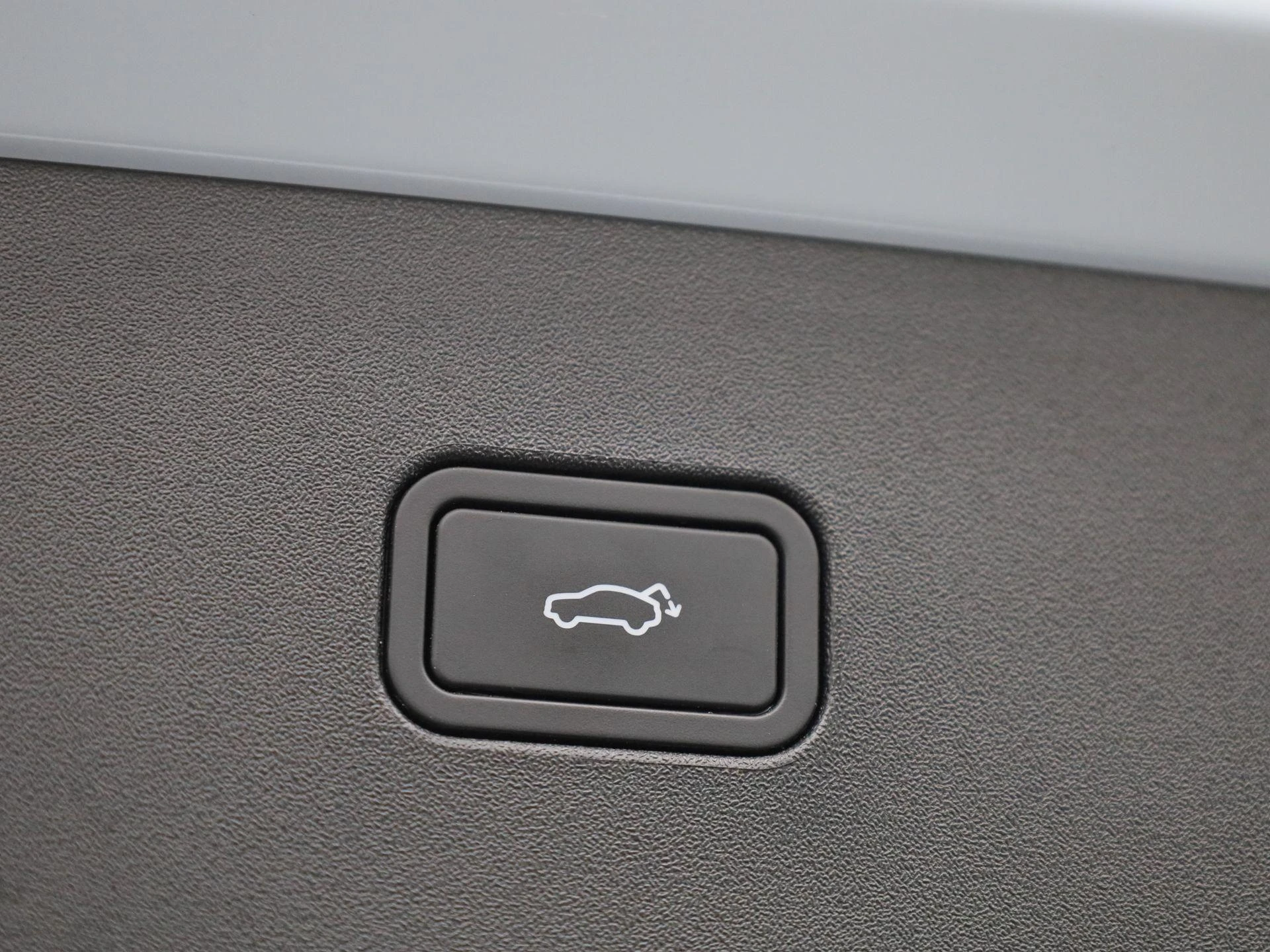 Volvo-EX30-image-13
