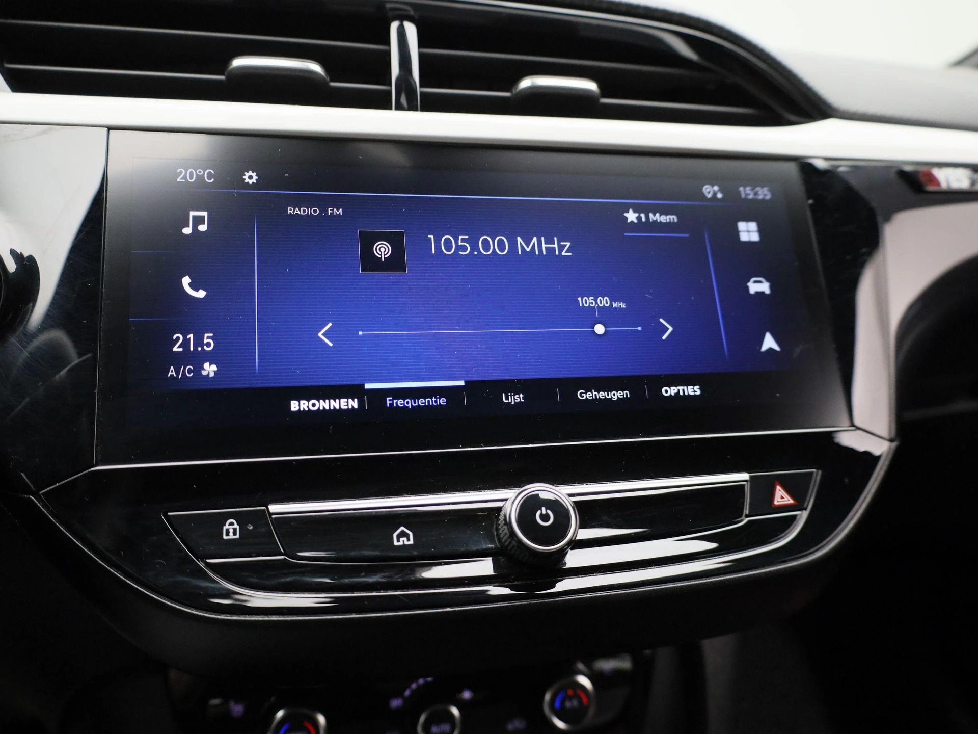 Opel-Corsa-image-22