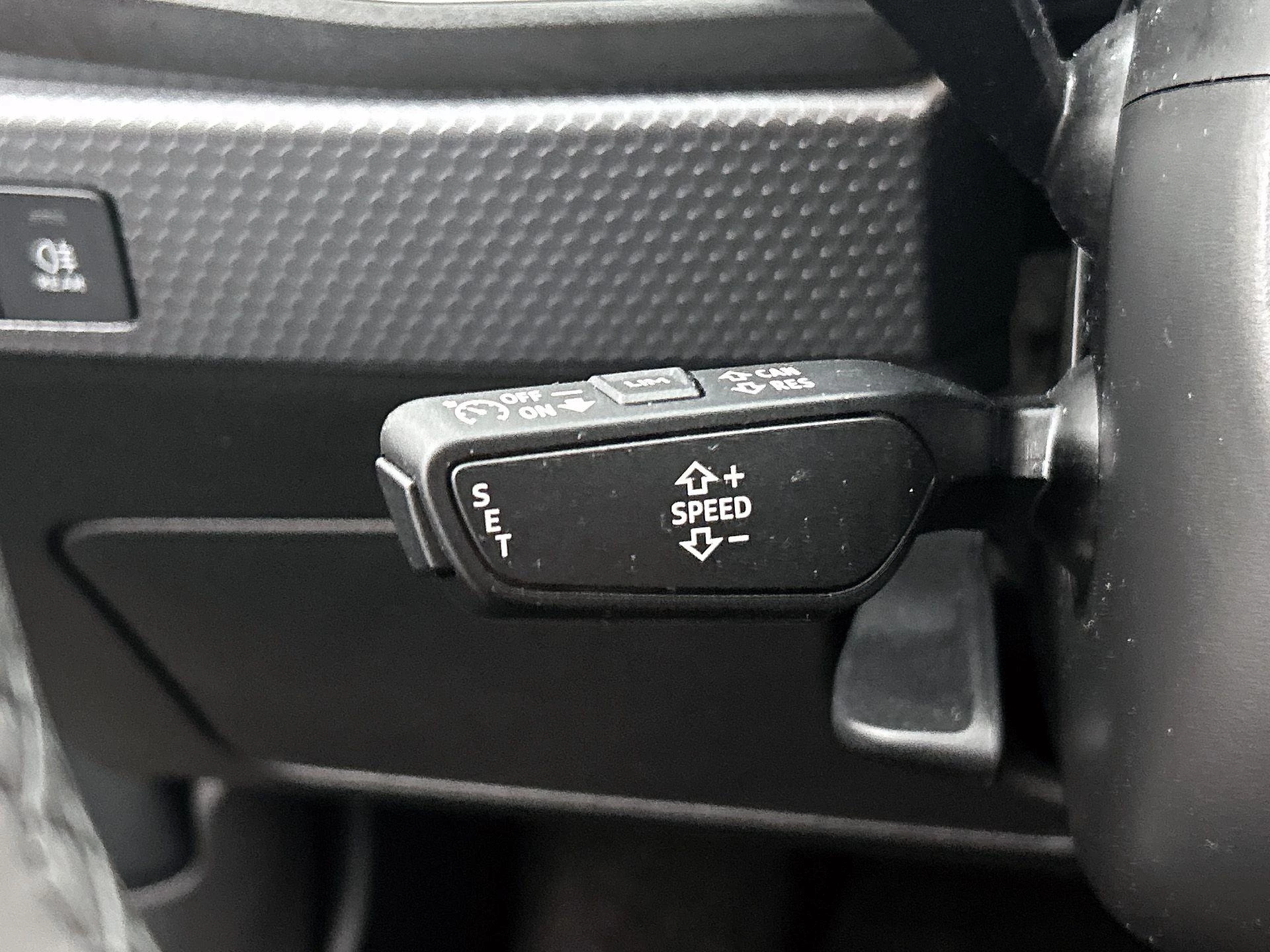 Audi-A1 Sportback-image-6