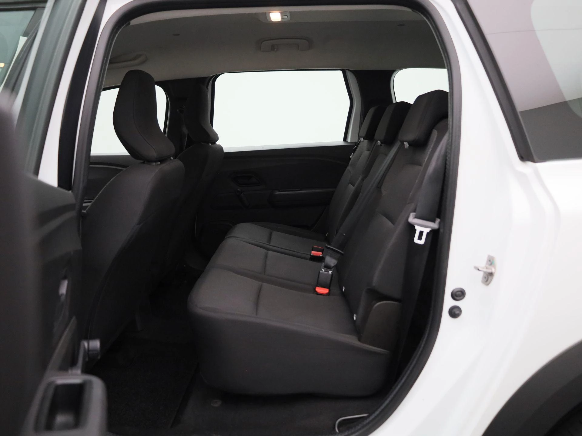 Dacia-Jogger-image-11