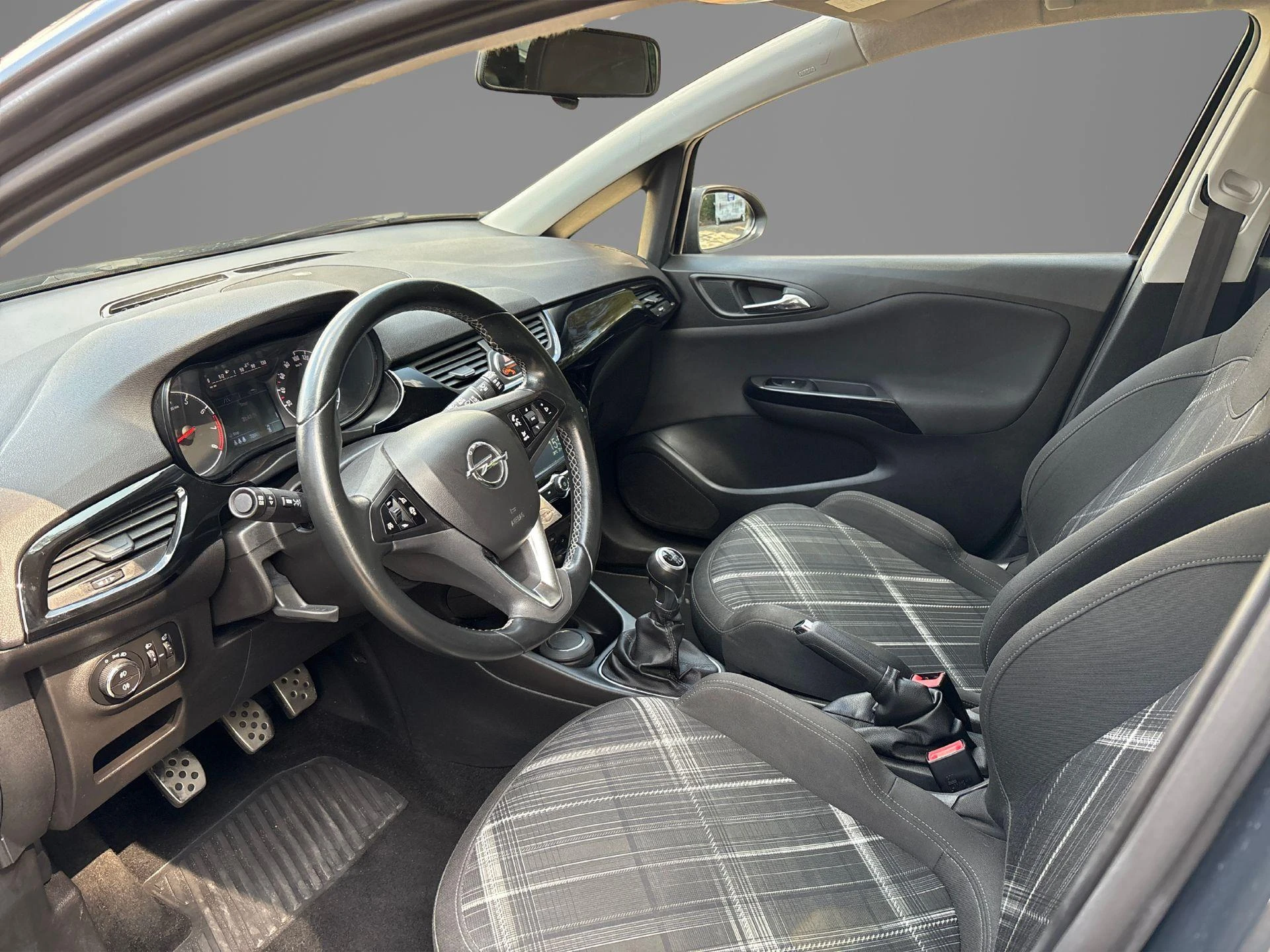 Opel Corsa 1.4 Color Edition