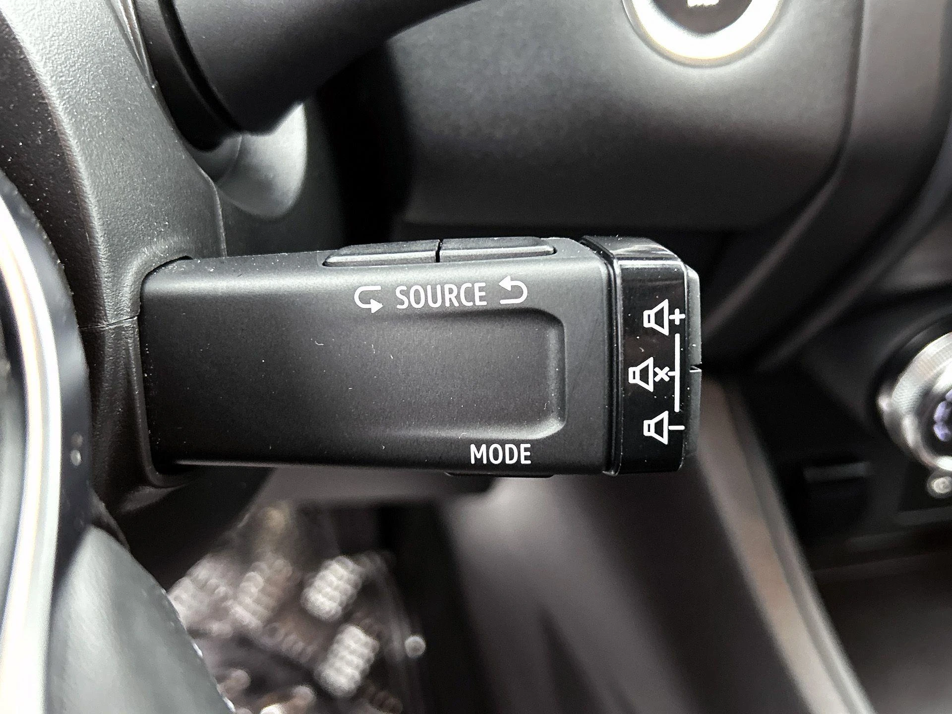 Renault-Captur-image-14