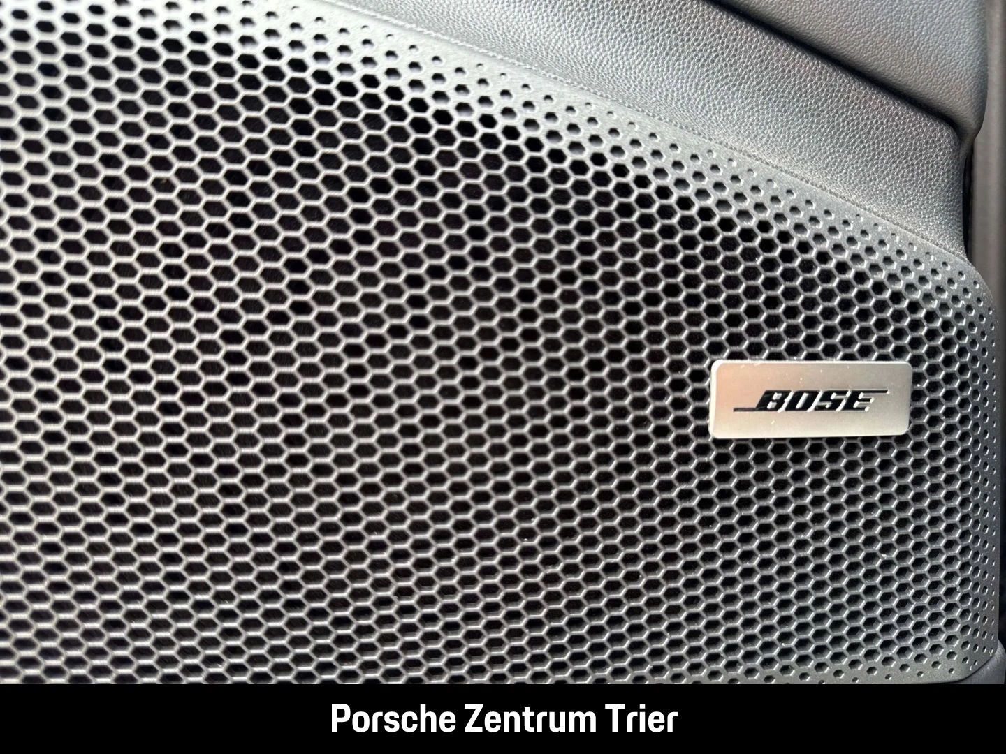 Porsche-Macan-image-24