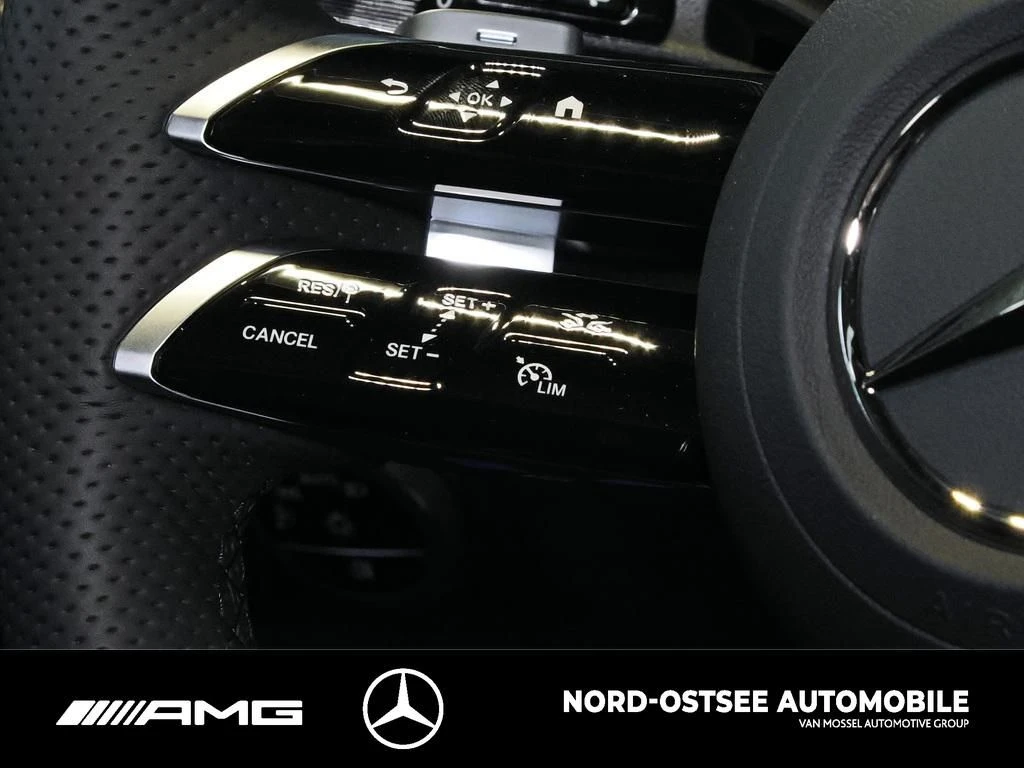 Mercedes-Benz GLC 300 de 4M AMG NIGHT PANO AHK DISTRONIC 20Z AMG Line