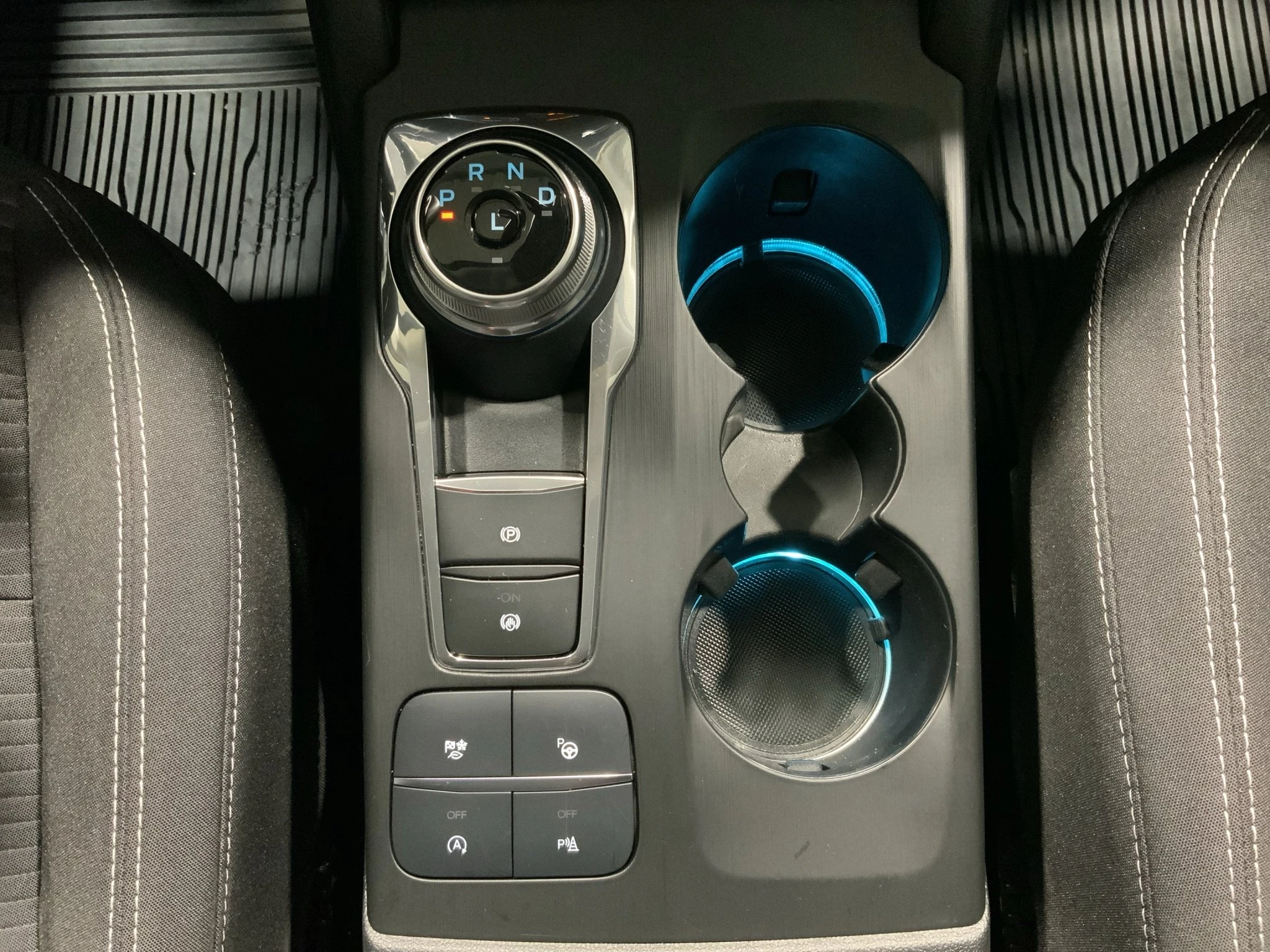 Ford-Kuga-image-17