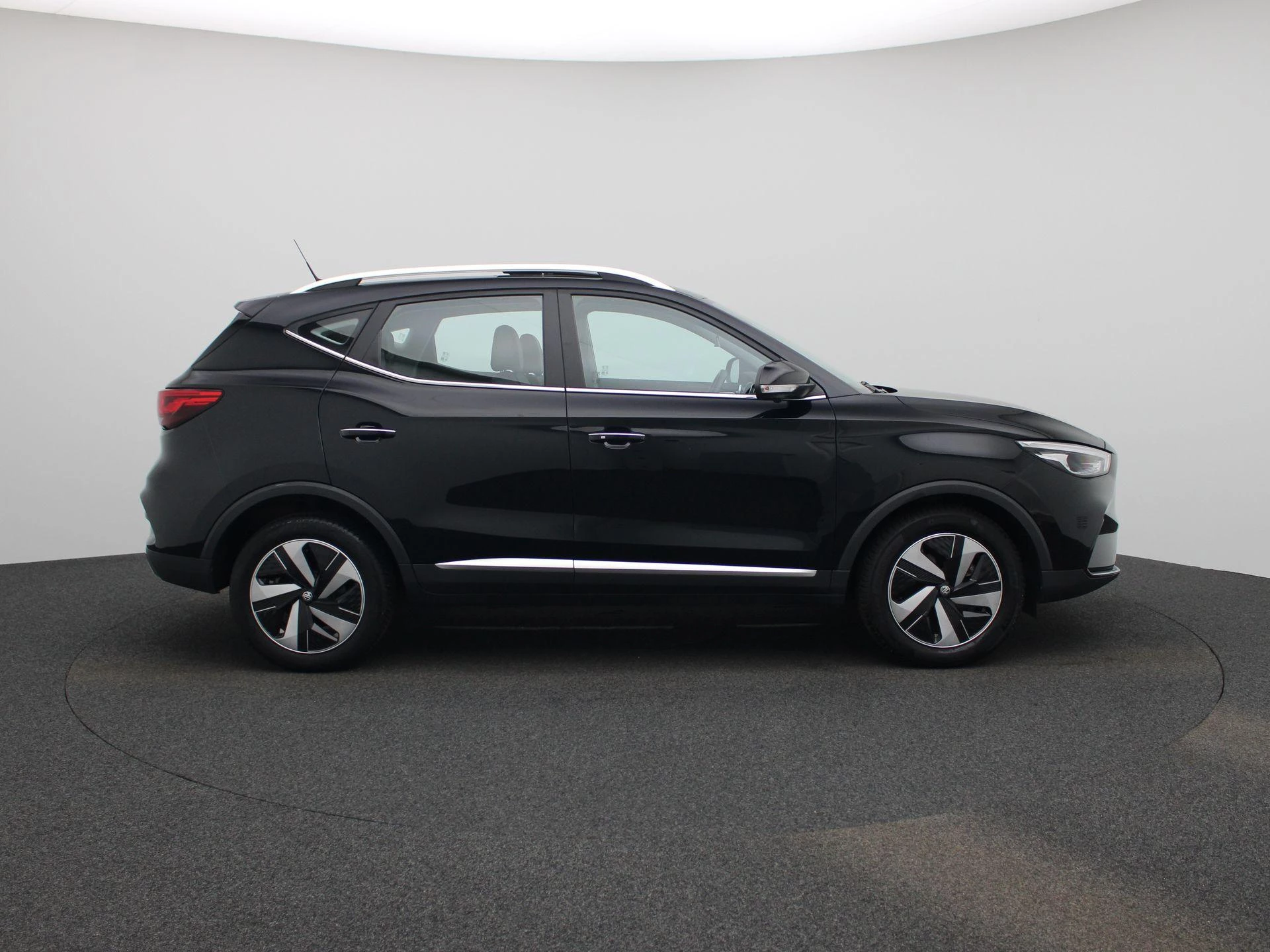MG-ZS EV-image-6