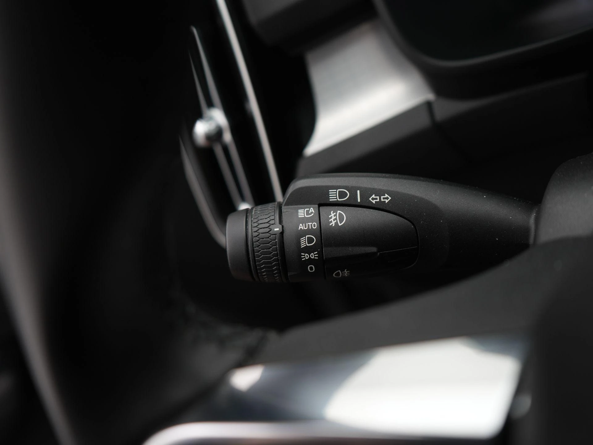 Volvo XC40 1.5 T4 Plug-in hybrid Plus Dark