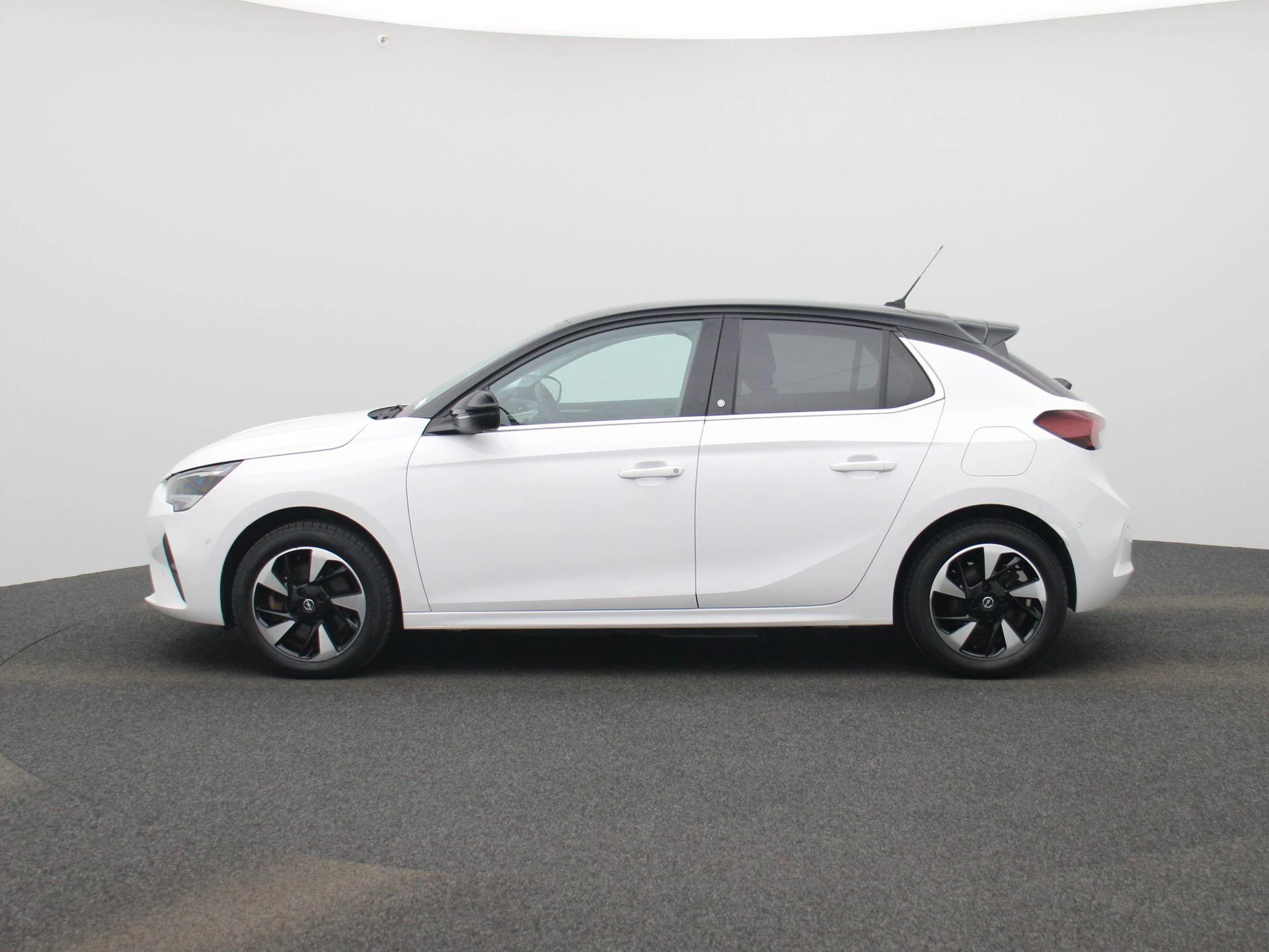 Opel-Corsa-e-image-3