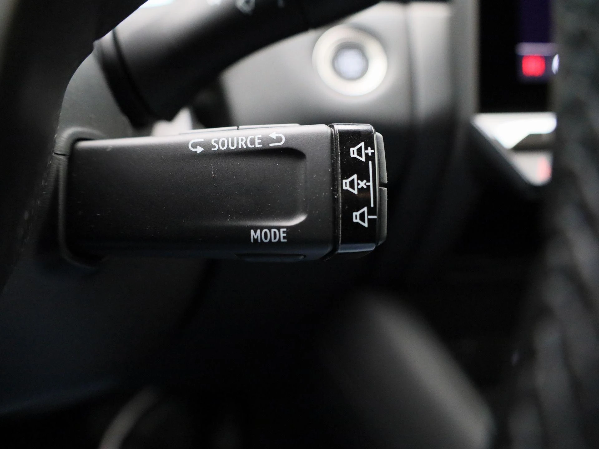 Renault-Captur-image-28