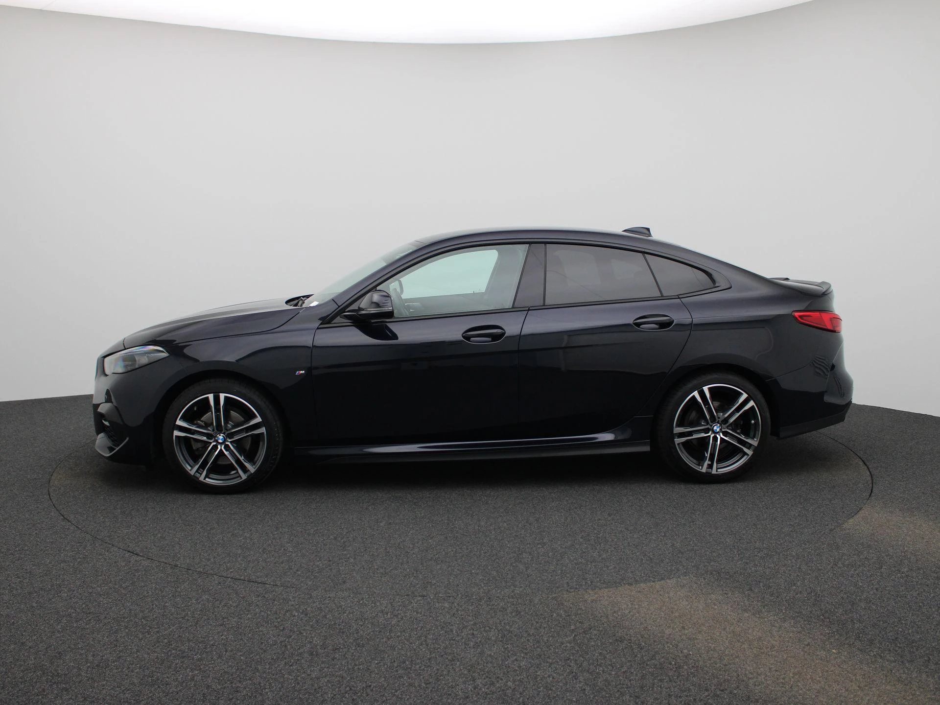 BMW-2 Serie-image-3