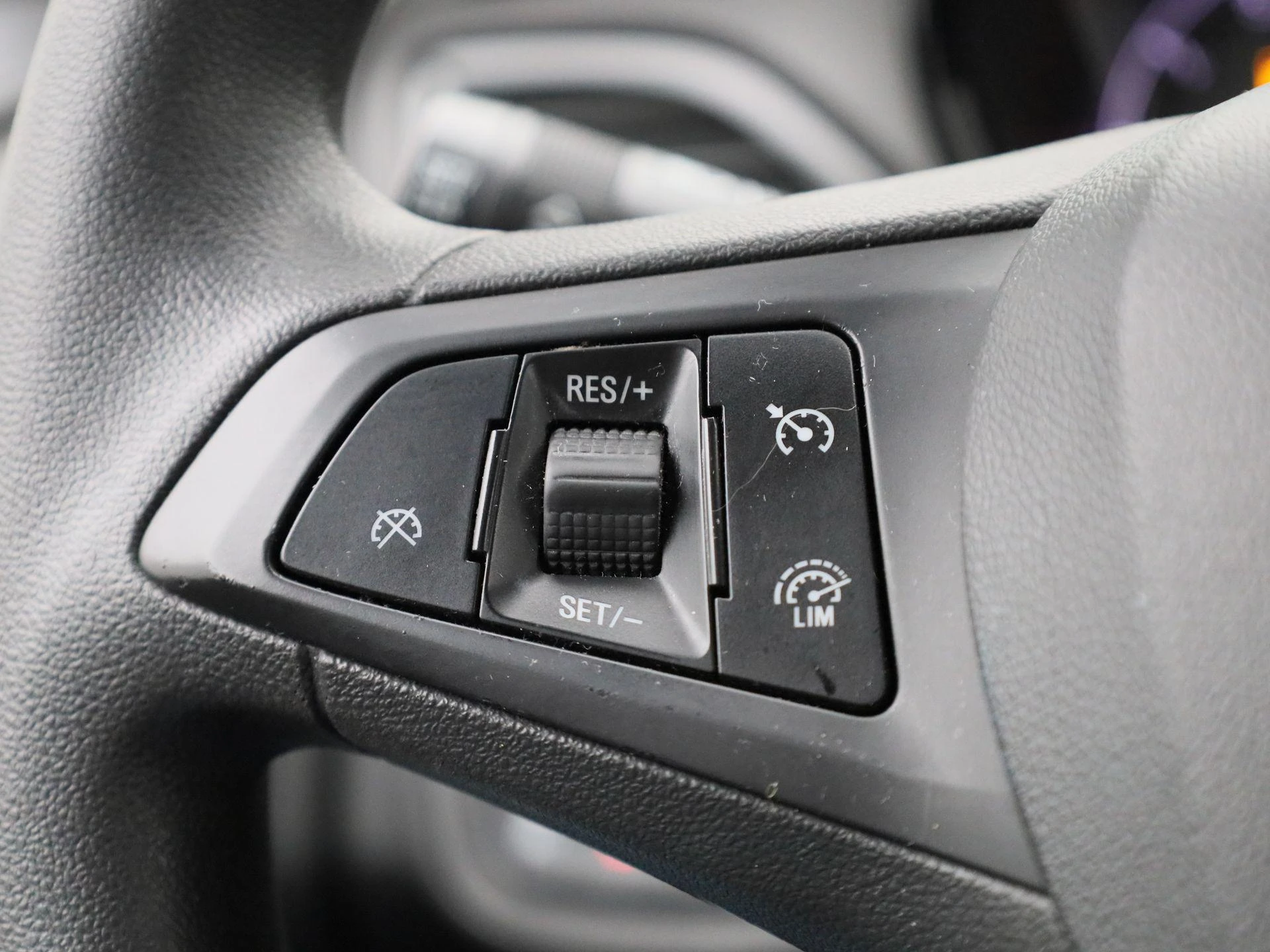 Opel-KARL-image-17