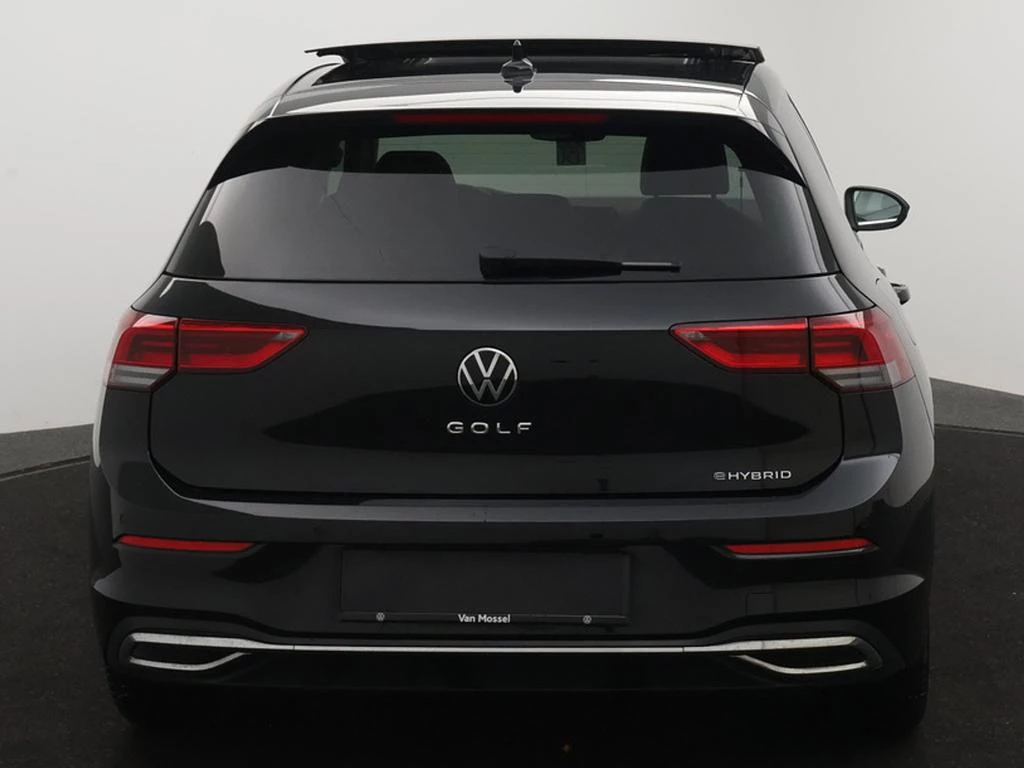 Volkswagen Golf VIII eHybrid Golf Style Business Premium 1.4TSI eHybrid PHEV 150PK *AUTOMAAT*PANODAK*ALCANTARA*CAMERA*PDC*ACC*NAVI*APP-CONNECT*...*