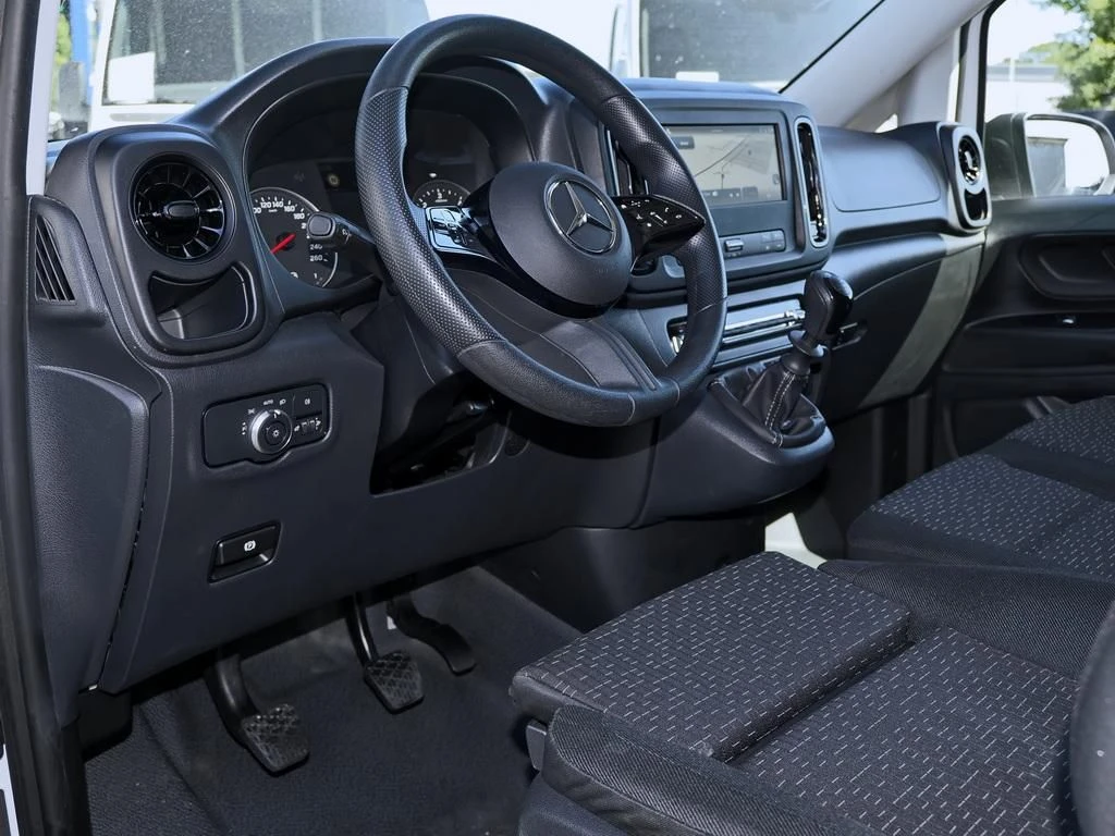 Mercedes-Benz-Vito 116-image-7