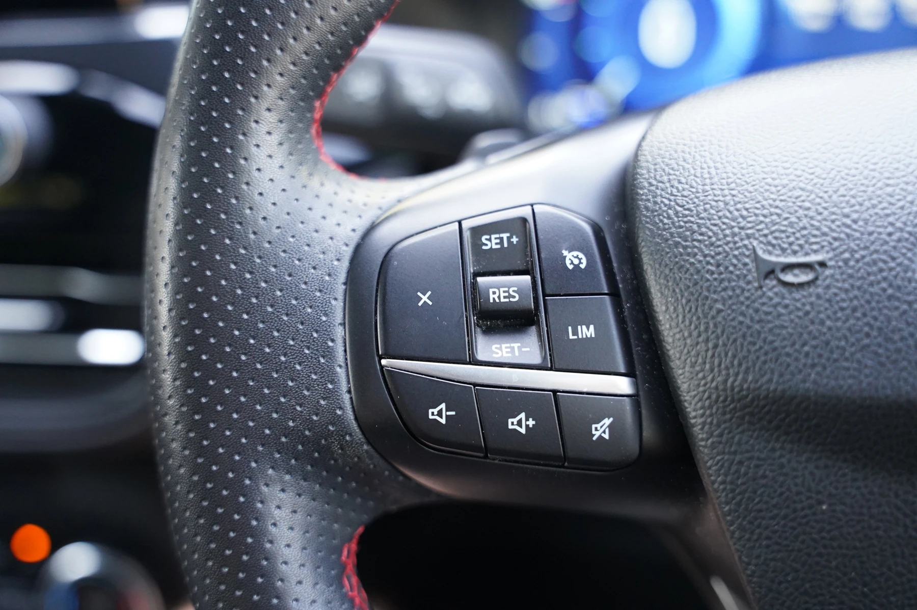 Ford-Kuga-image-16