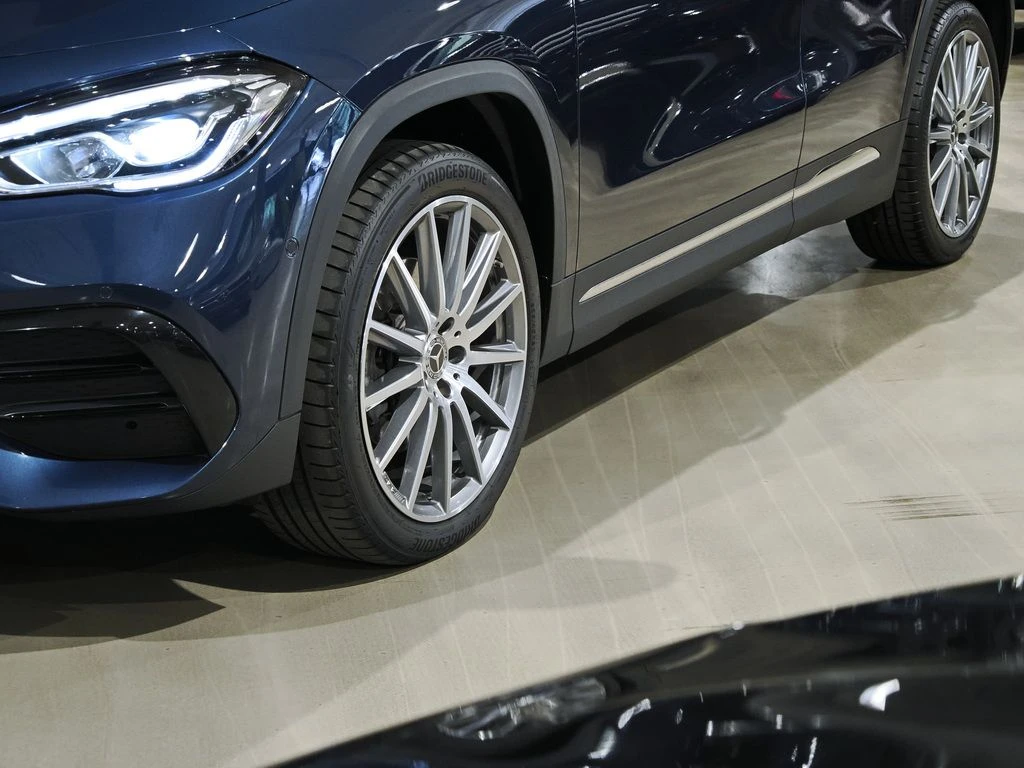 Mercedes-Benz-GLA 250 e-image-6