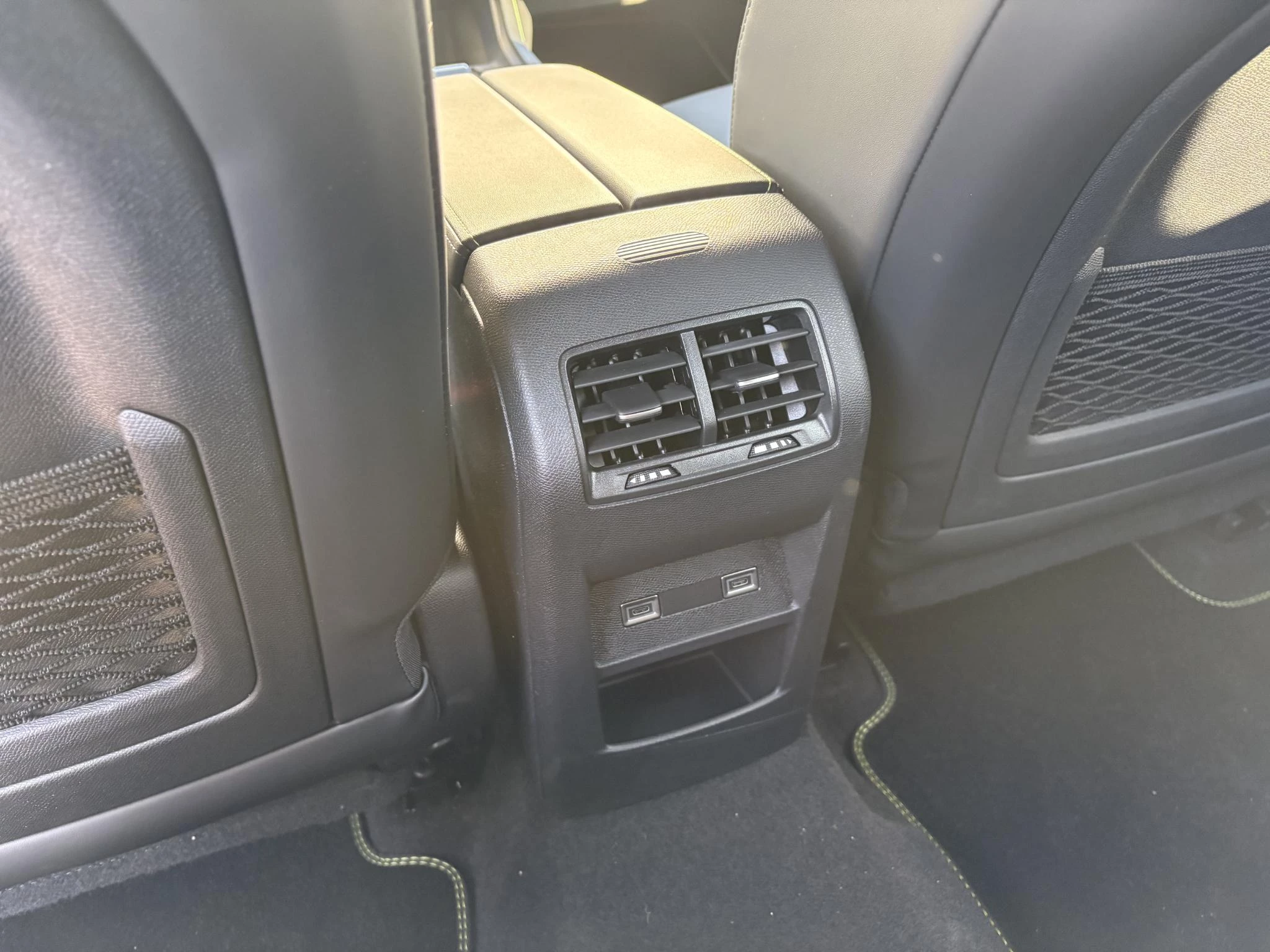 Peugeot-408-image-16