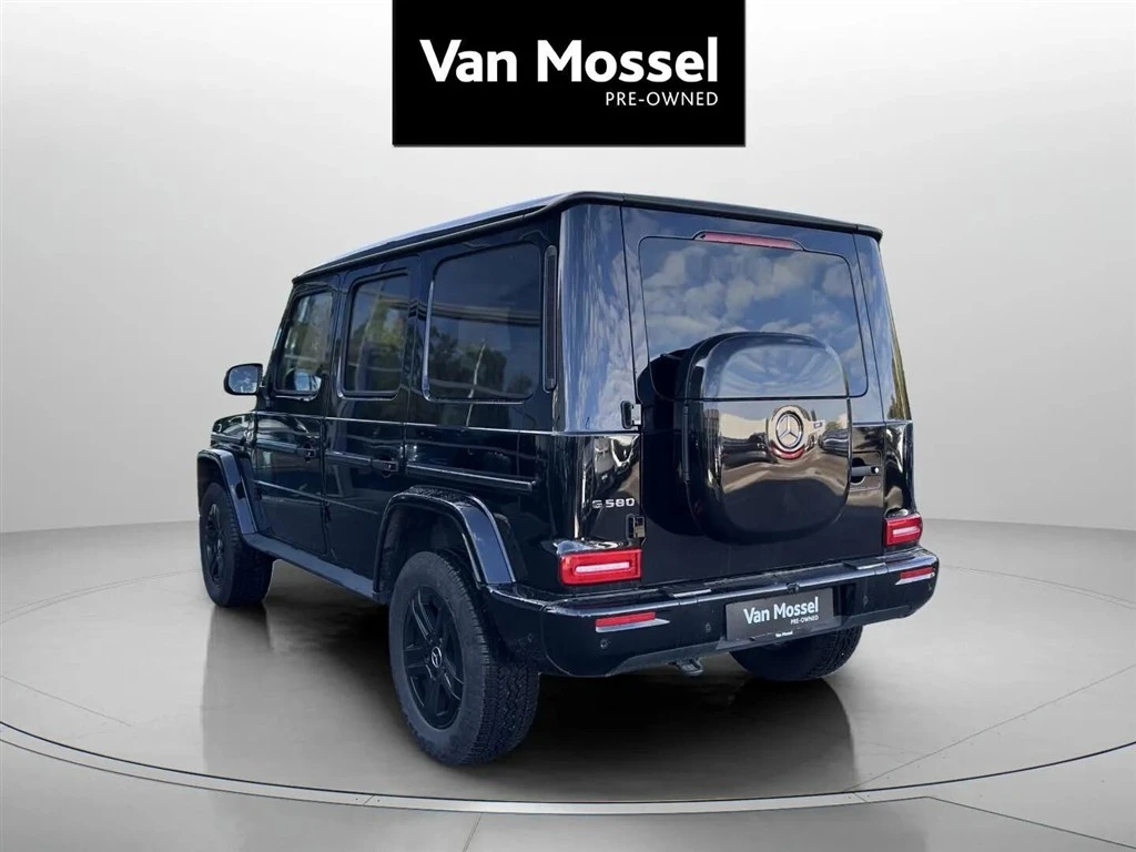 Mercedes-Benz-G-Klasse-image-6