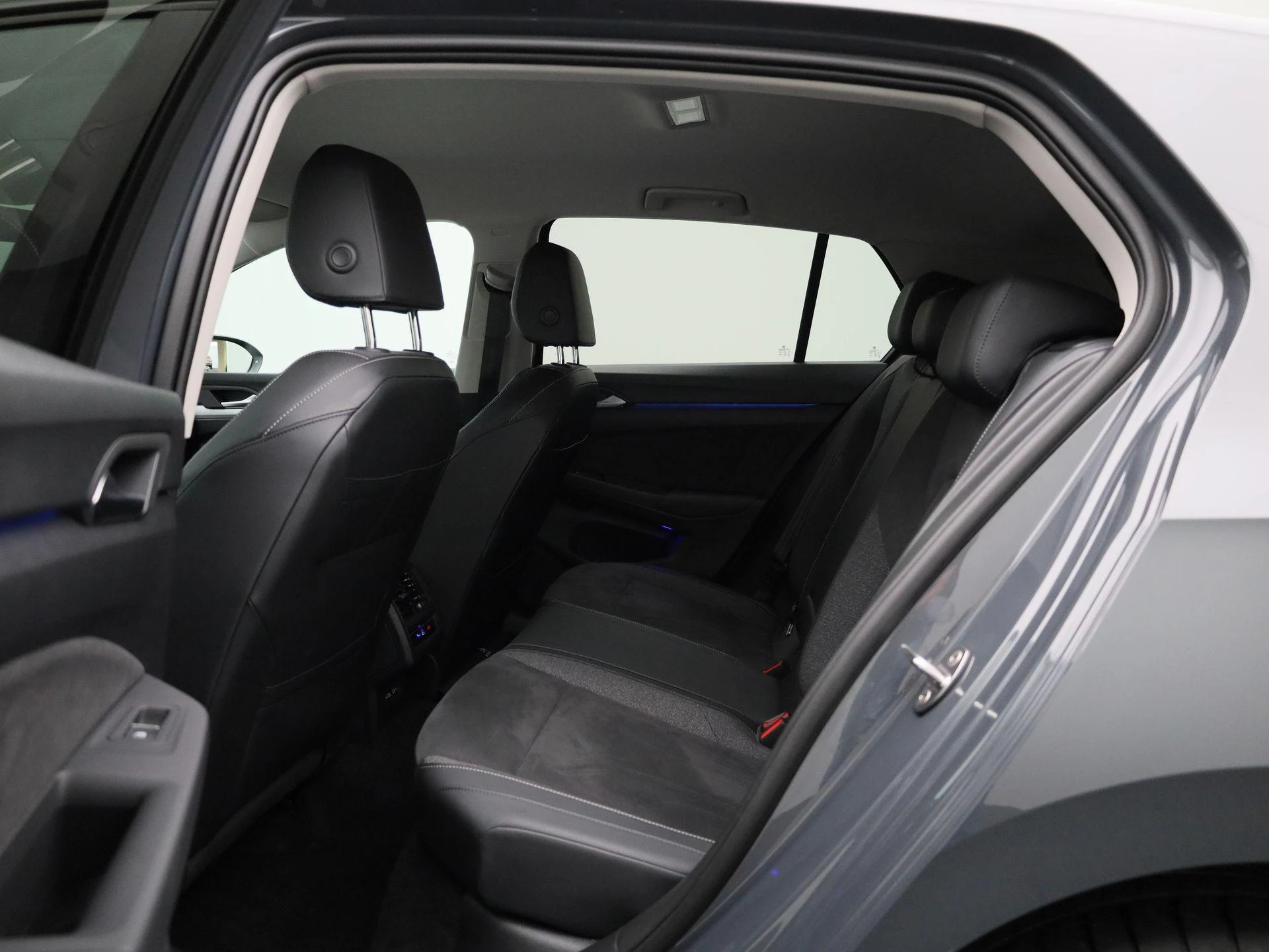 Volkswagen Golf 1.5 eHybrid Life Edition 204 PK|