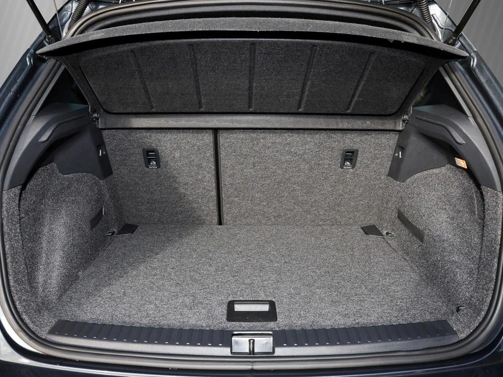 SEAT-Arona-image-5