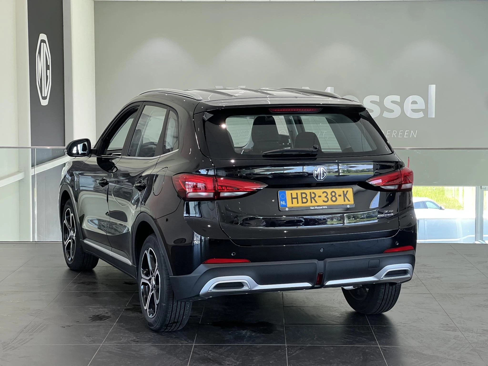 MG-ZS-image-7