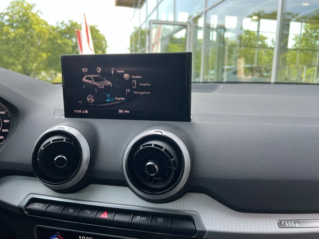 Audi Q2 advanced 35 TDI S tronic *Matrix*Kamera*