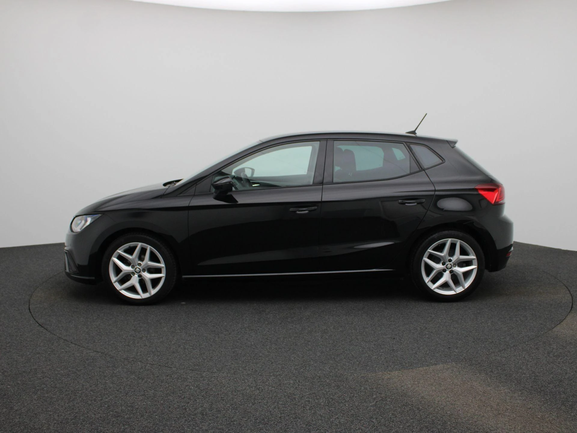 SEAT Ibiza 1.0 TSI FR Business Intense 95 PK