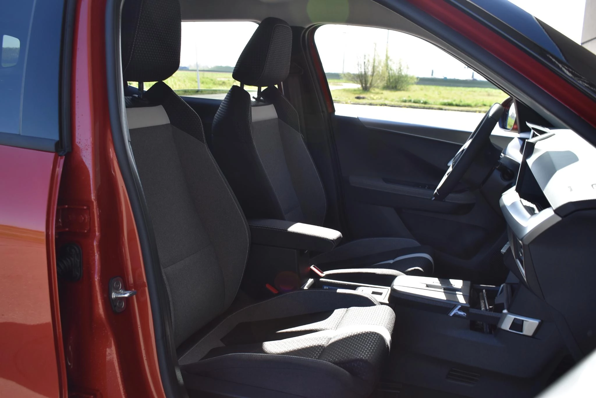 Opel-Frontera-image-11