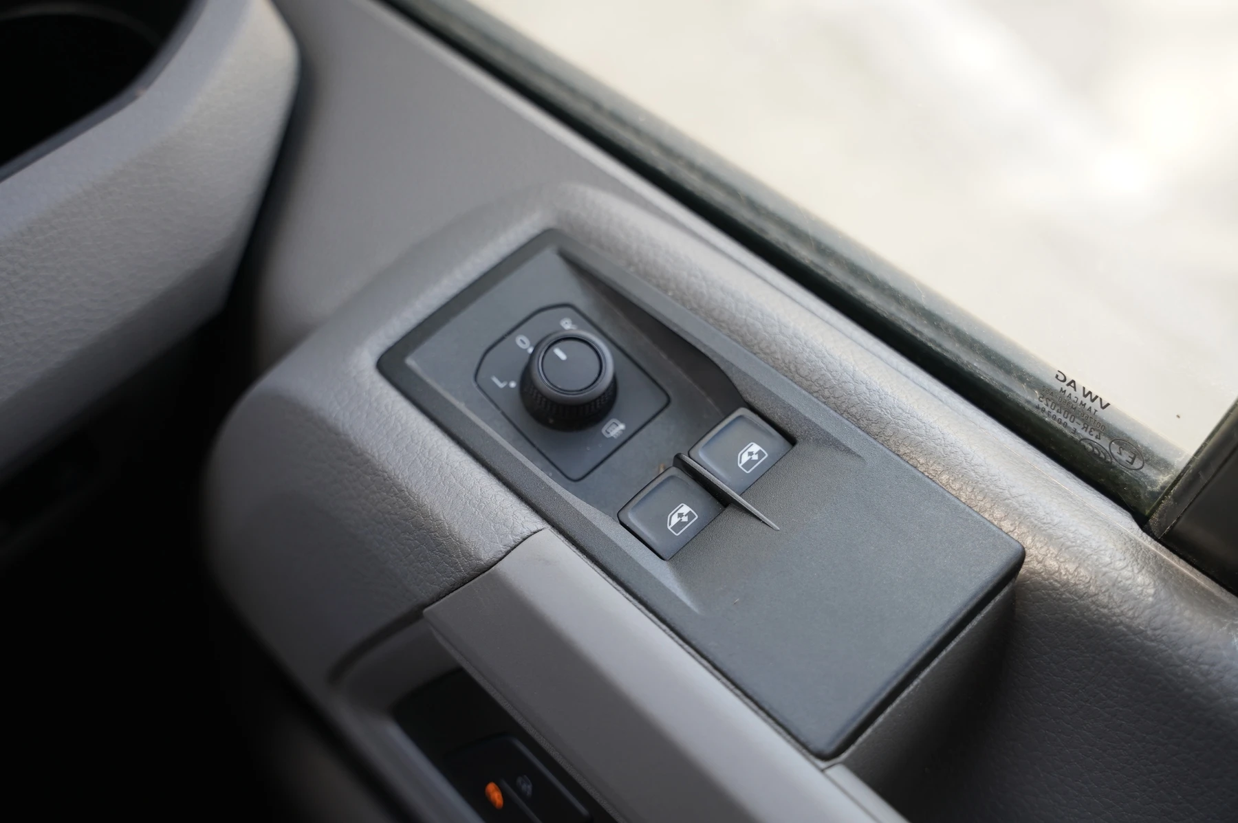 Volkswagen-Crafter-image-17