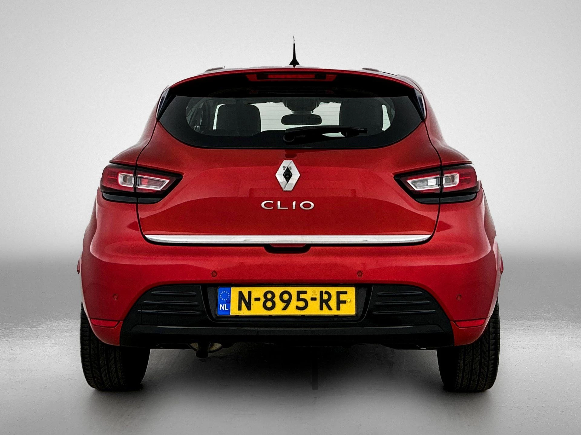 Renault-Clio-image-2