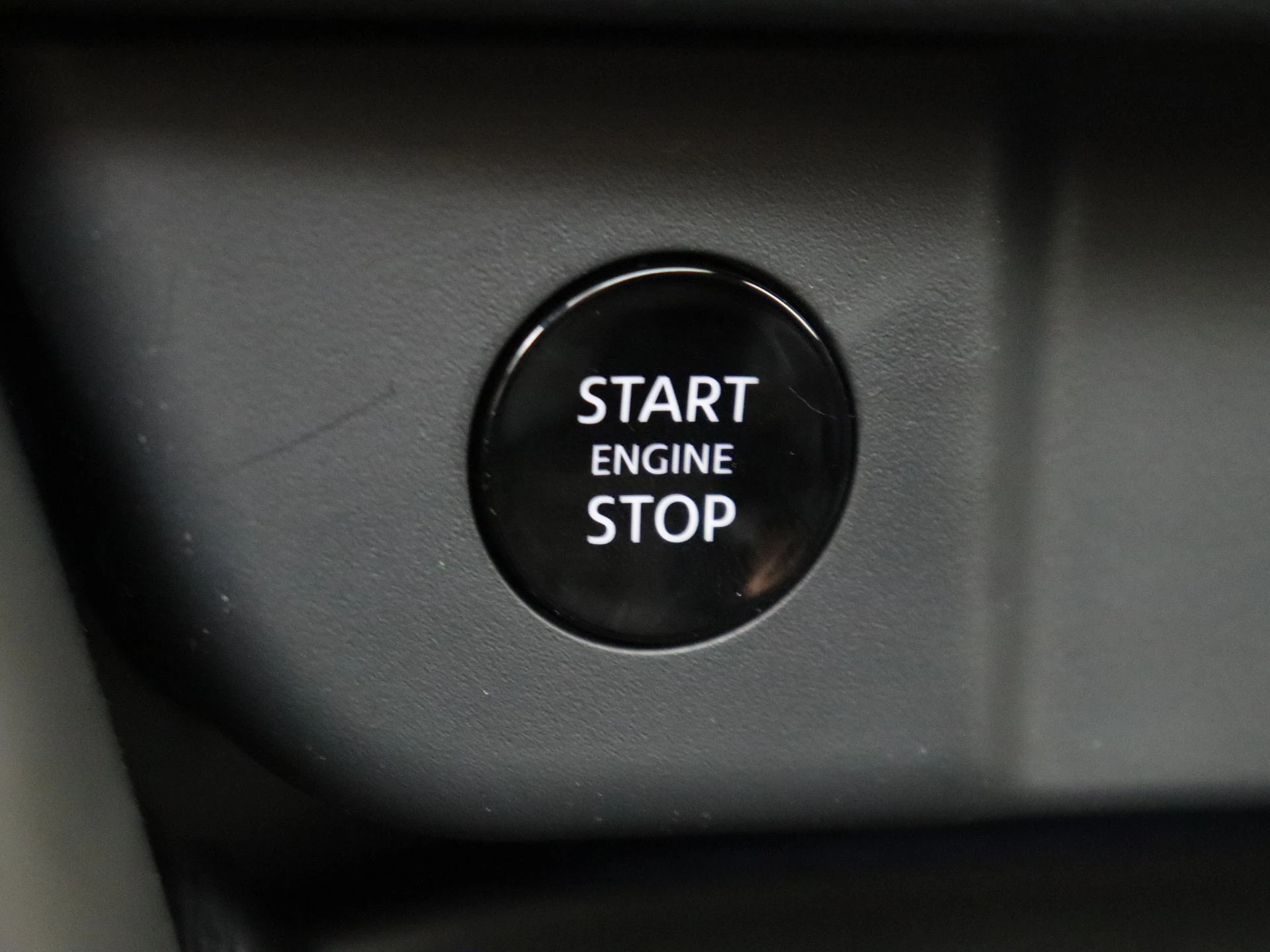 Nissan-QASHQAI-image-17