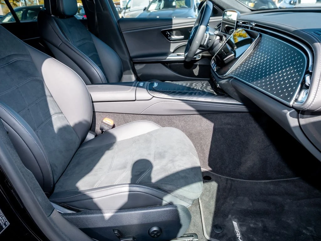 Mercedes-Benz-E-Klasse 220 d-image-11