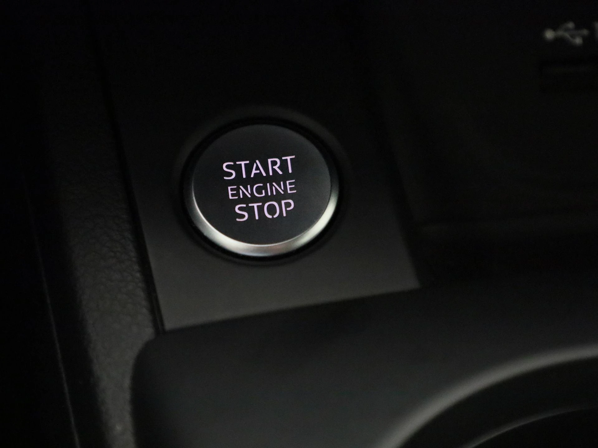Audi-A4-image-23