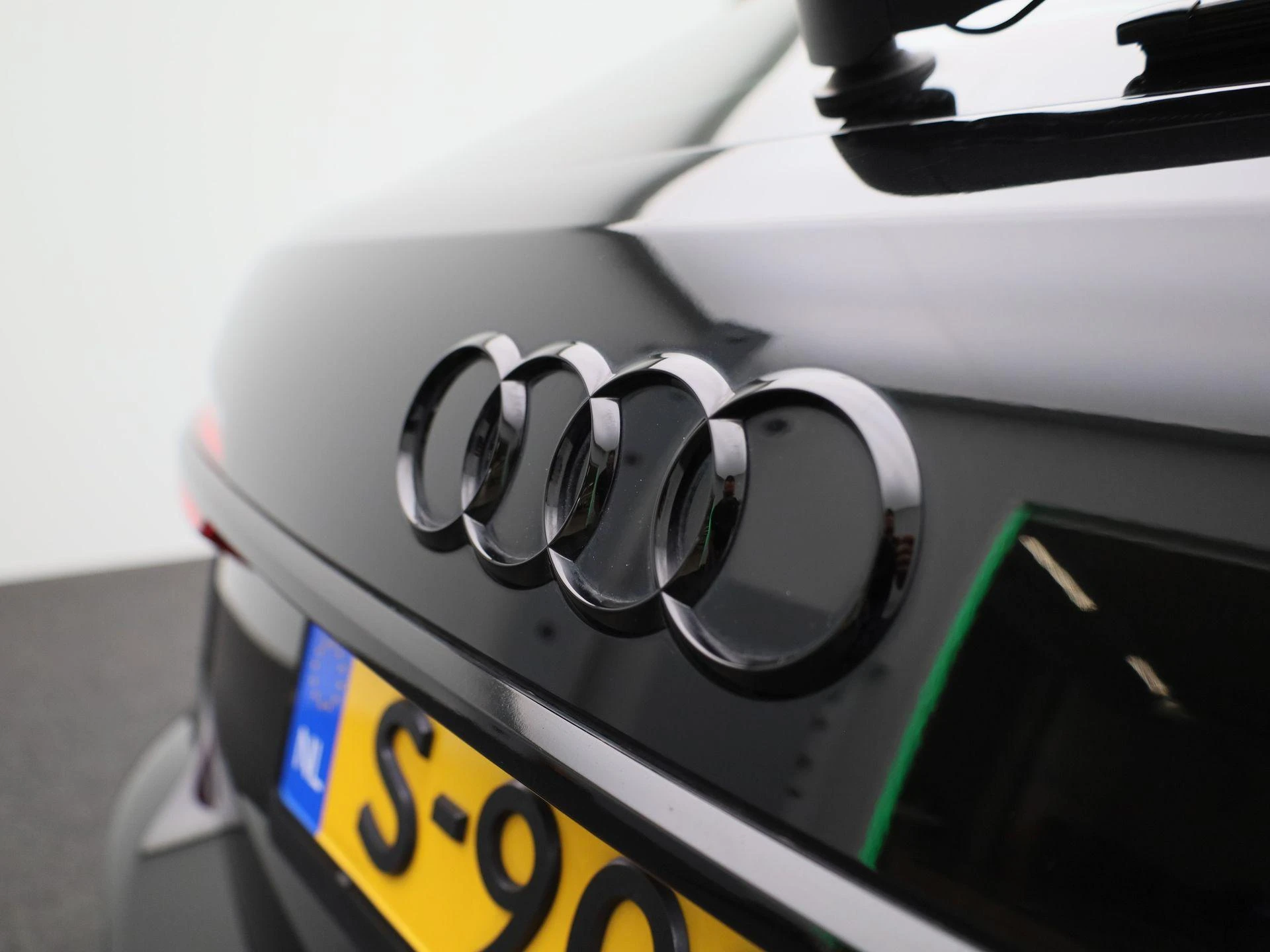 Audi-A6-image-50