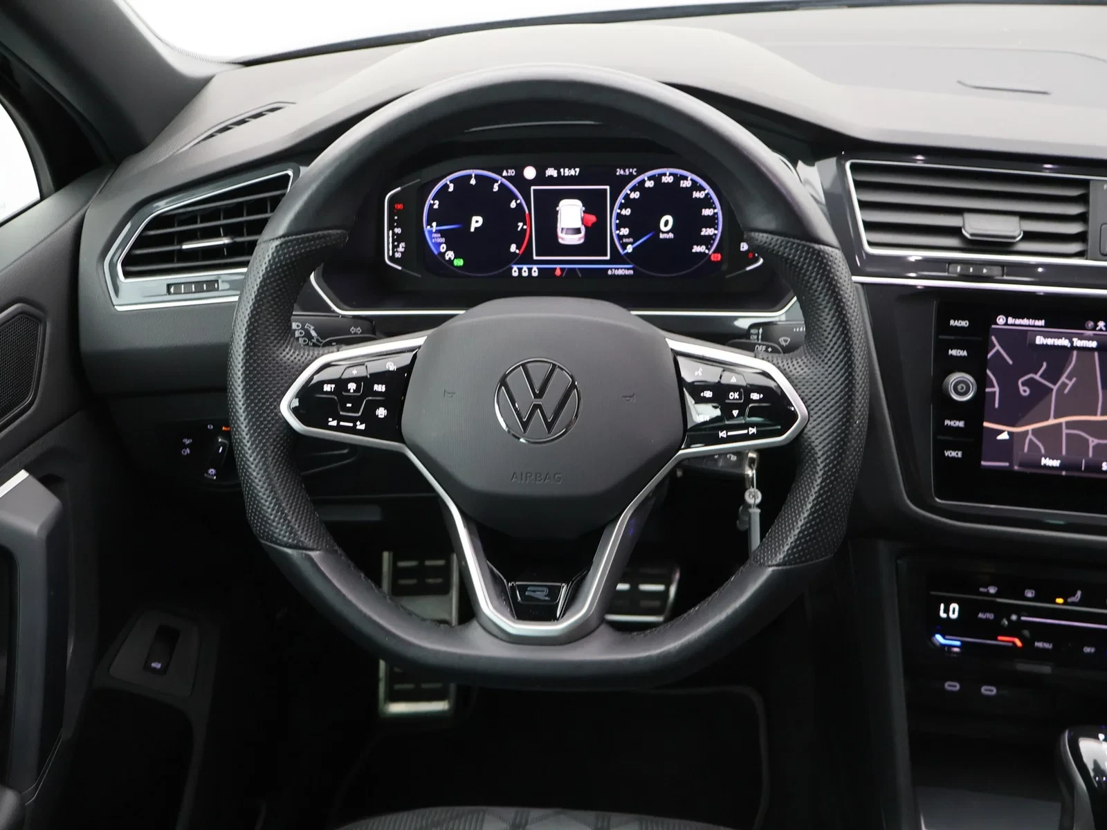 Volkswagen Tiguan Tiguan R-Line 1.5TSI 150PK *AUTOMAAT*TREKHAAK*LED*CAMERA*NAVI*VIRTUAL COCKPIT*APP-CONNECT*...*