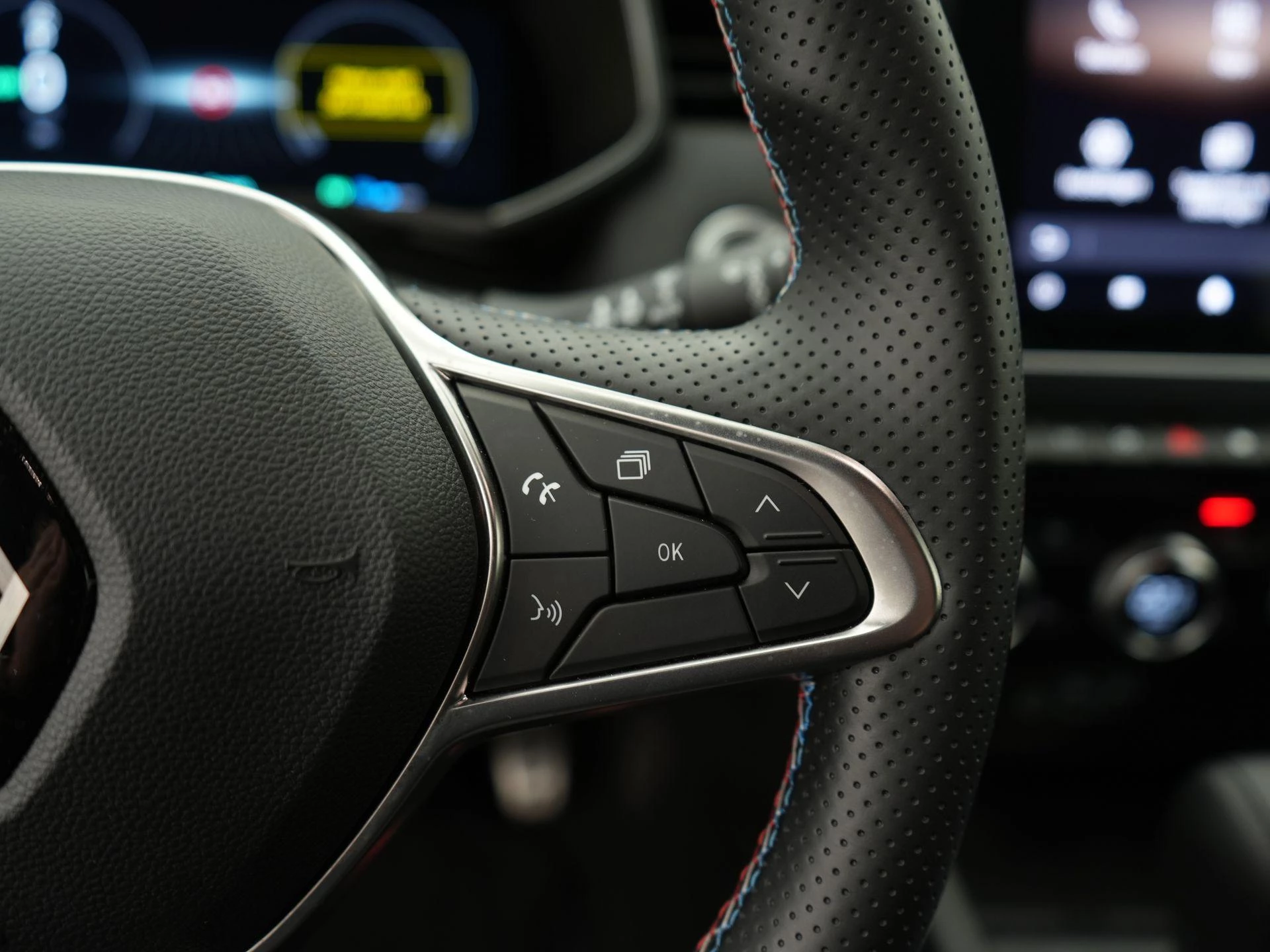 Renault-Clio-image-22