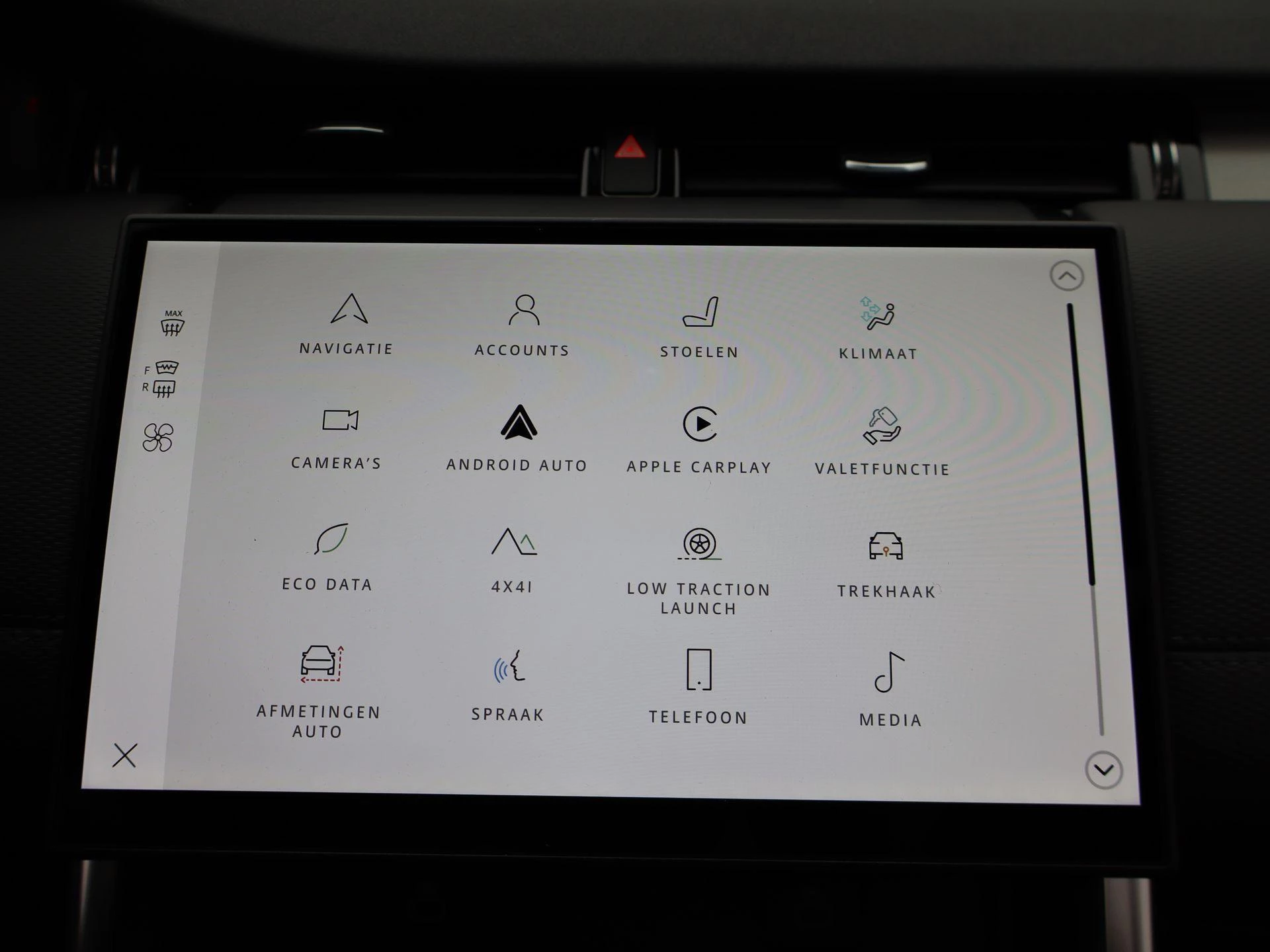 Land Rover-Discovery Sport-image-19