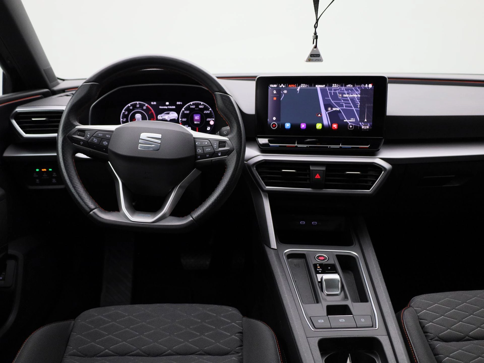 SEAT León