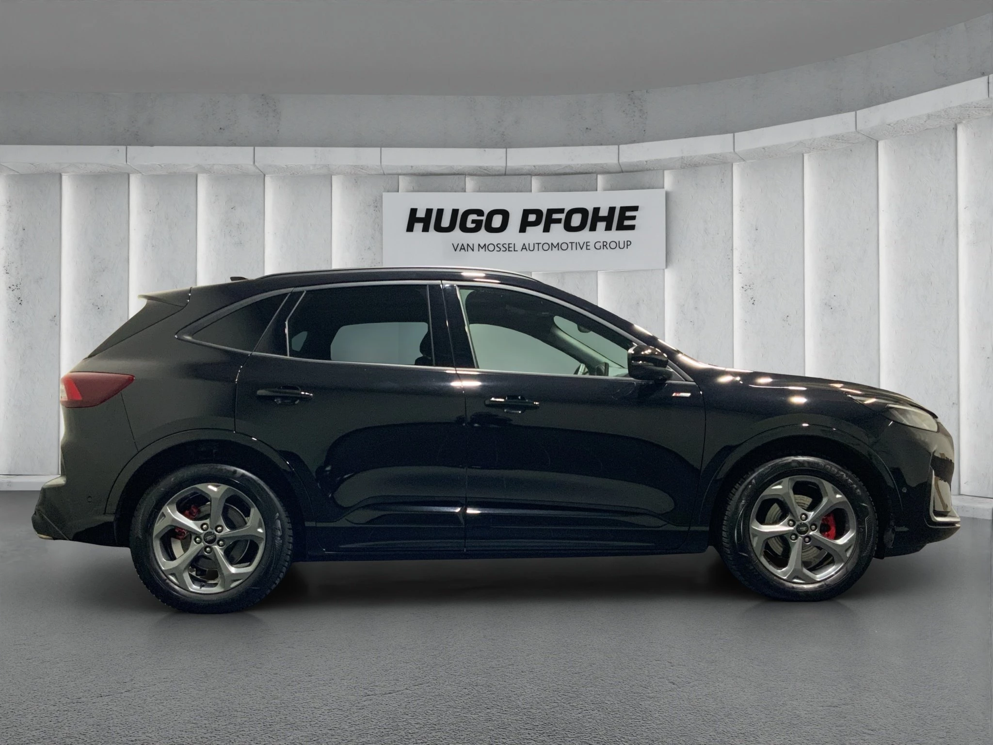 Ford Kuga ST-Line X Aut.*PANO*AHK*360GRAD*LED-MATRIX*NAVI*GRA*WINTER-PKT.